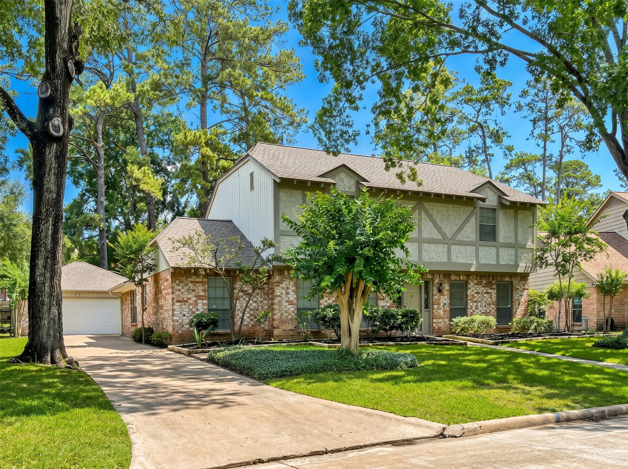 5702 Vestavia Drive Property Photo 4