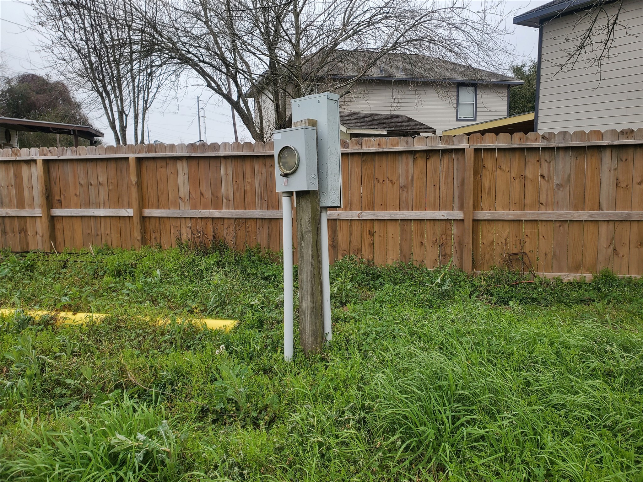 1622 Quail Run Property Photo 4