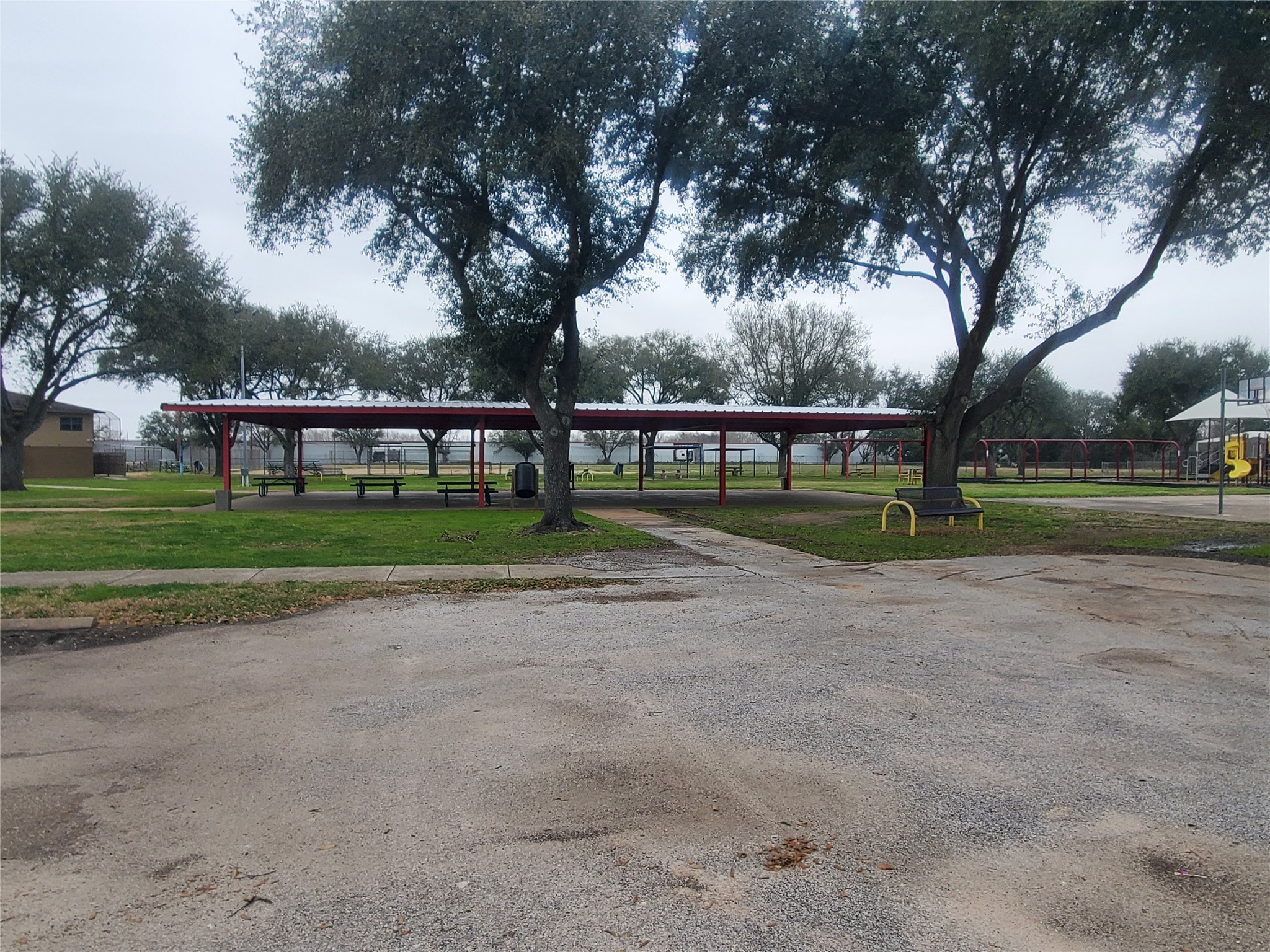 1622 Quail Run Property Photo 8