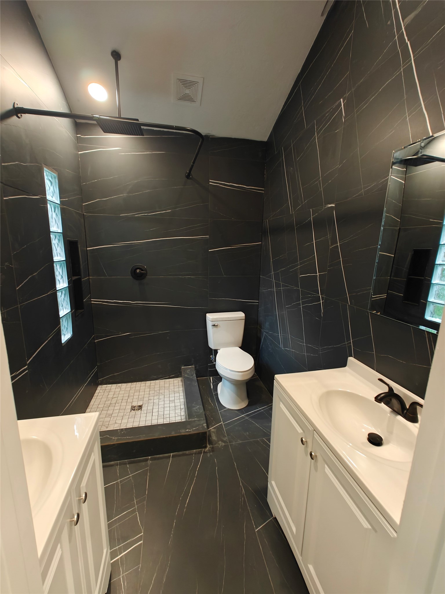 274 Lincoln Drive Property Photo 9