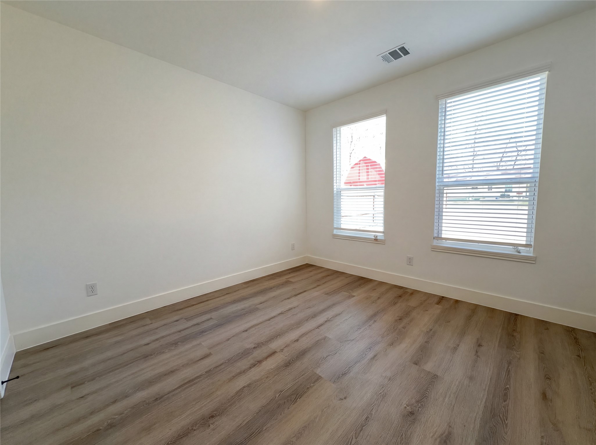 15376 Coaltown Road Property Photo 12