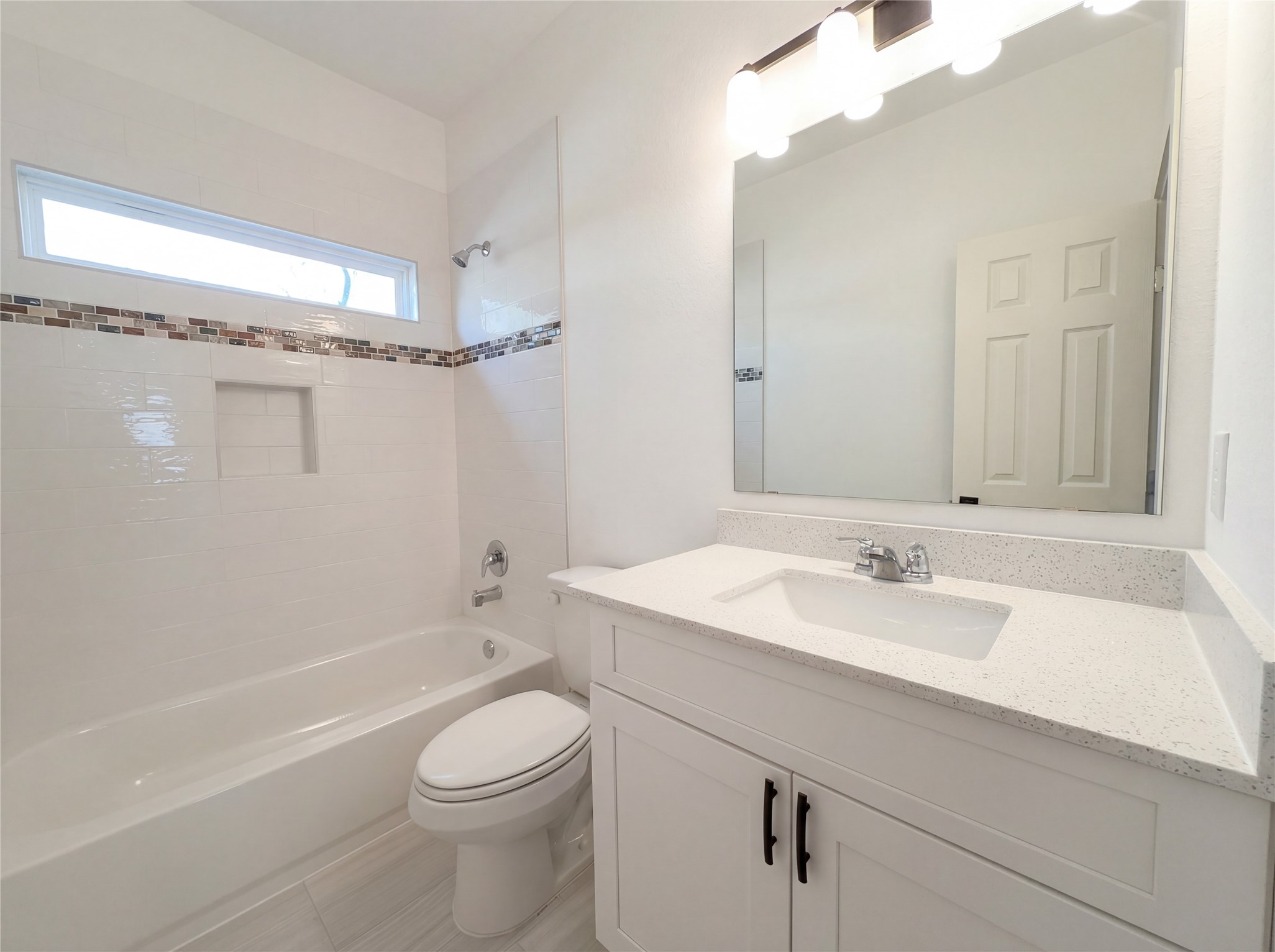 15376 Coaltown Road Property Photo 13
