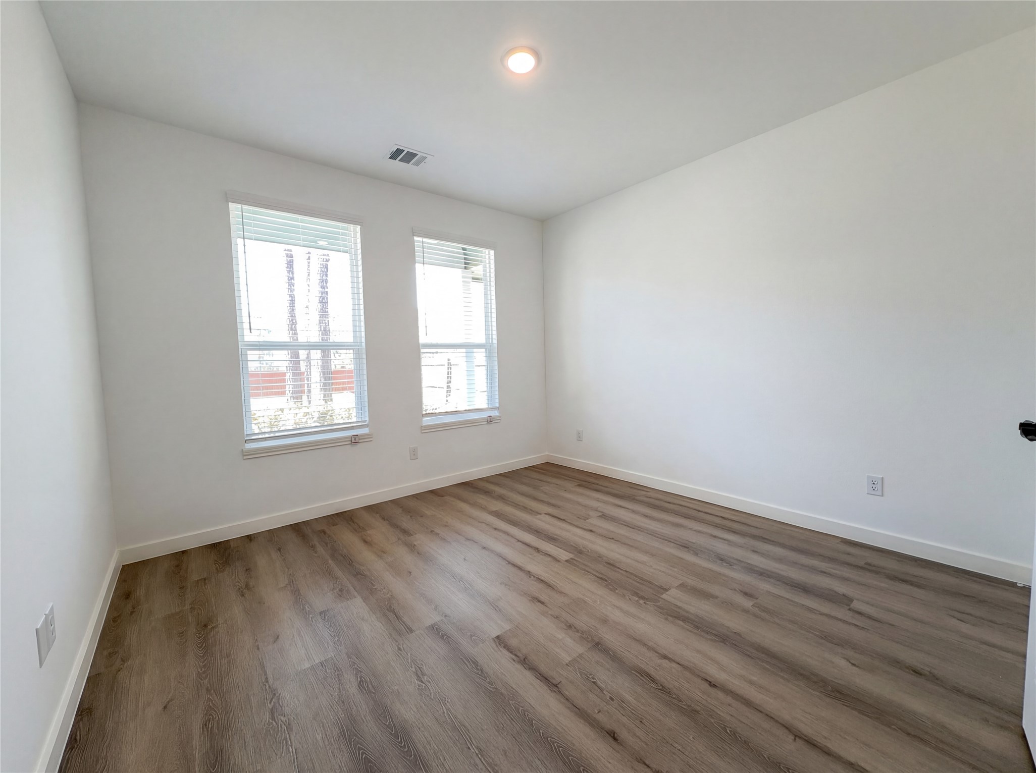 15376 Coaltown Road Property Photo 14