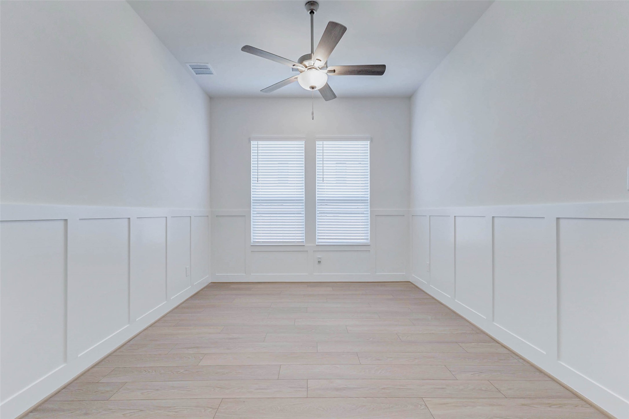 1322 Village Falls Property Photo 6