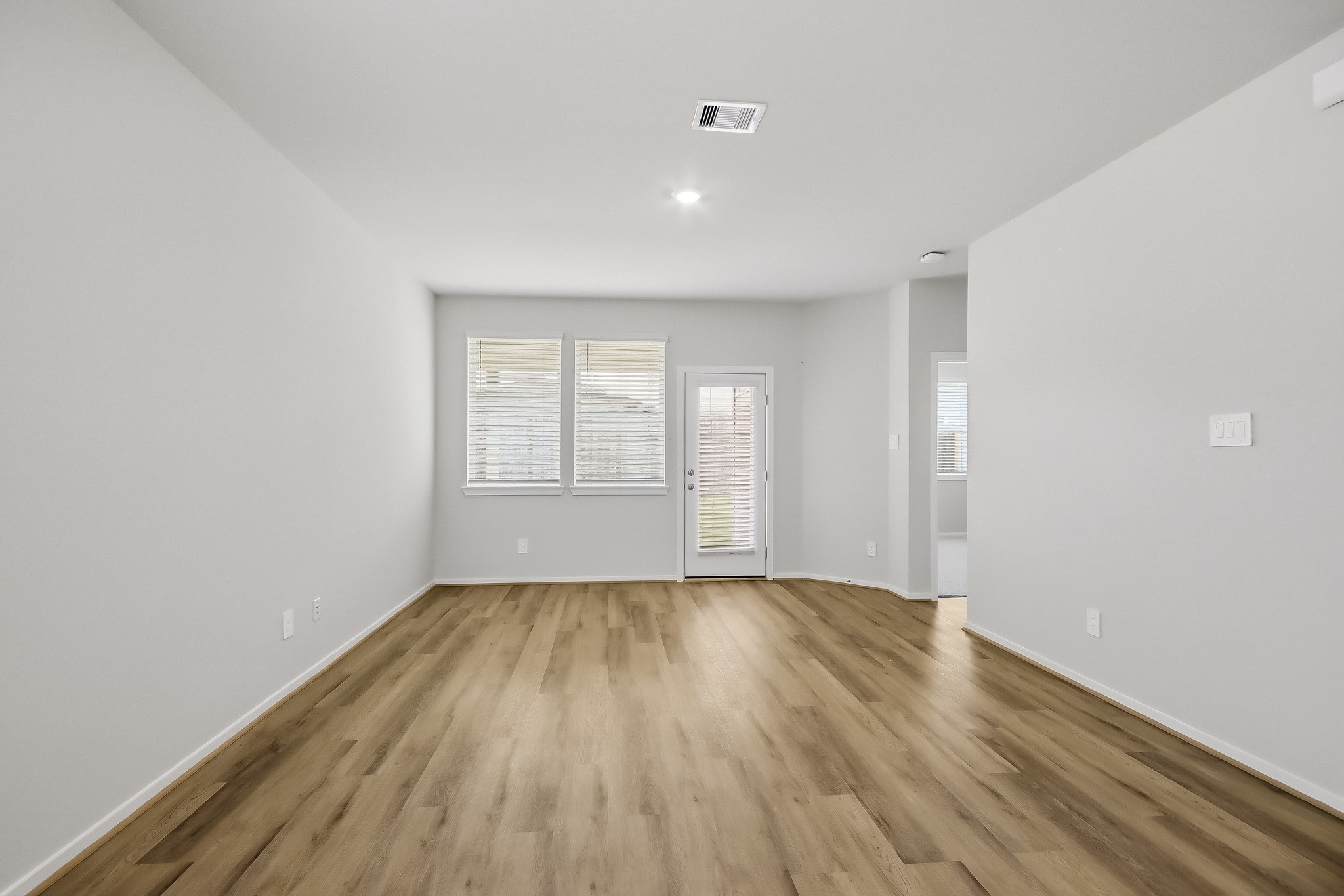 18538 Landing Meadows Lane Property Photo 4