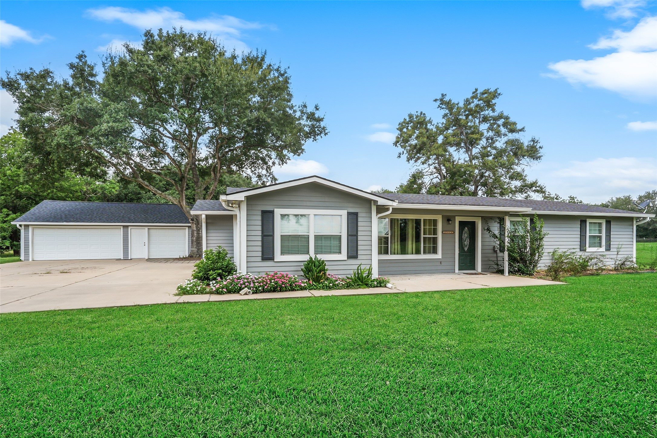 19635 Kermier Road Property Photo 1