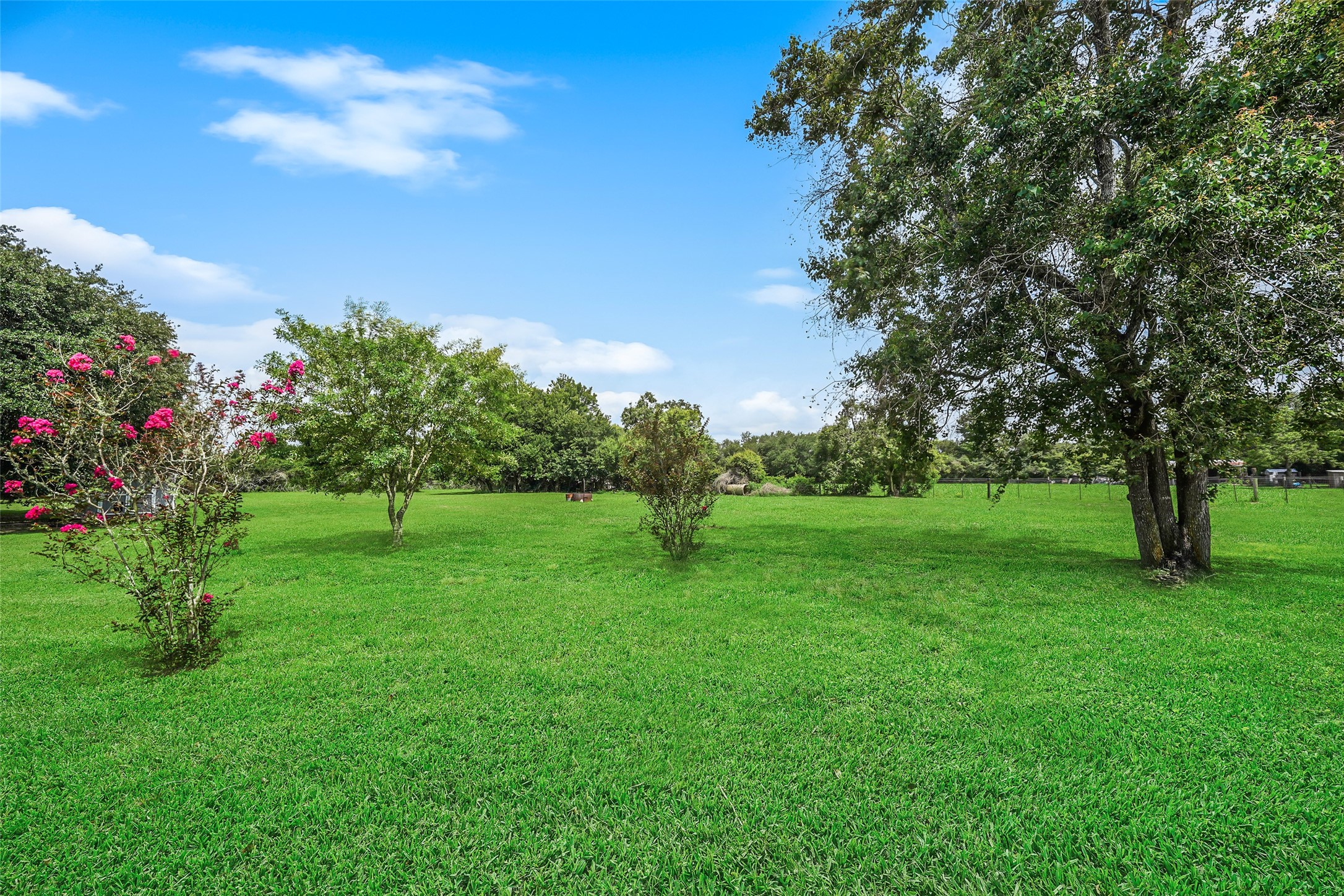 19635 Kermier Road Property Photo 23