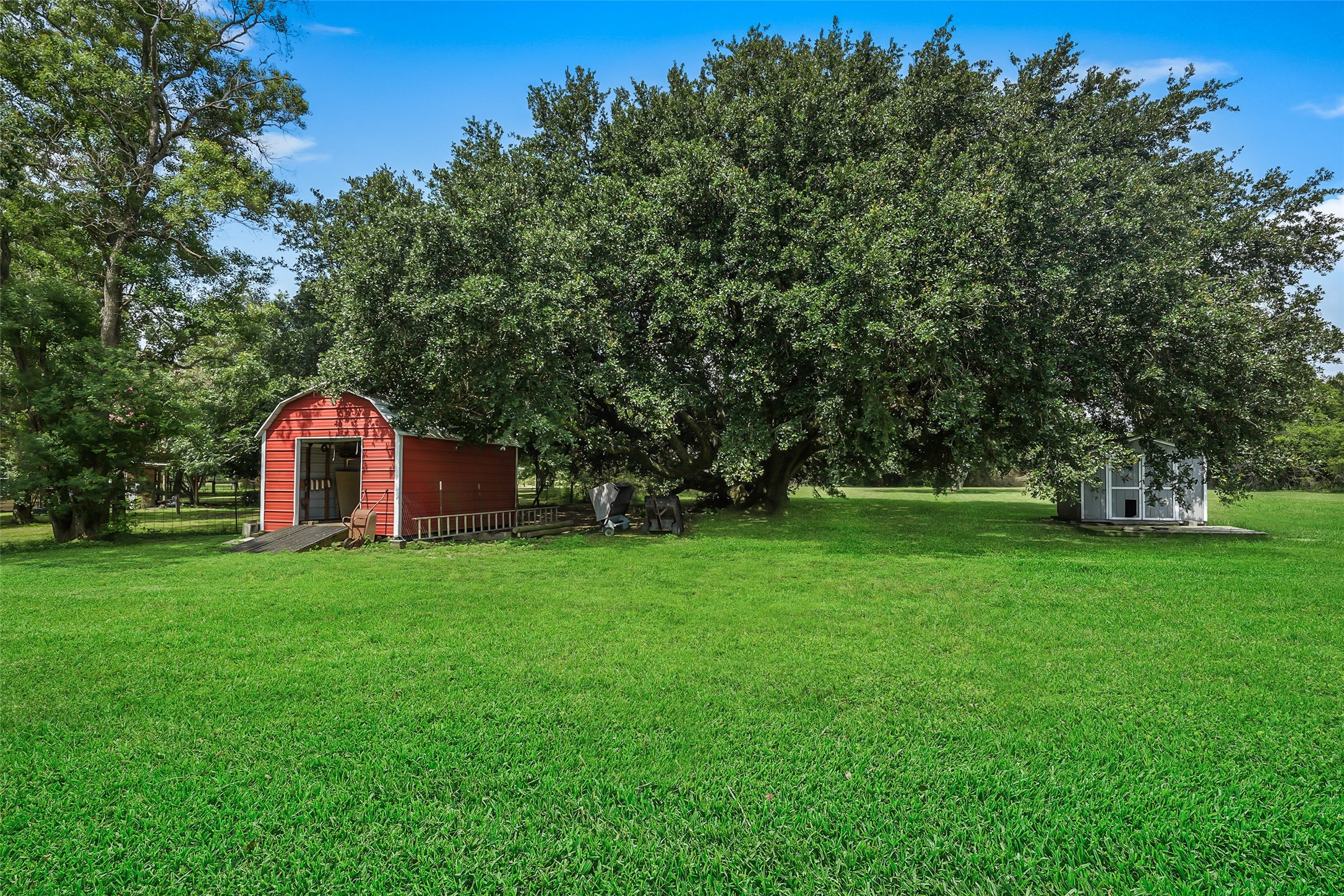 19635 Kermier Road Property Photo 24