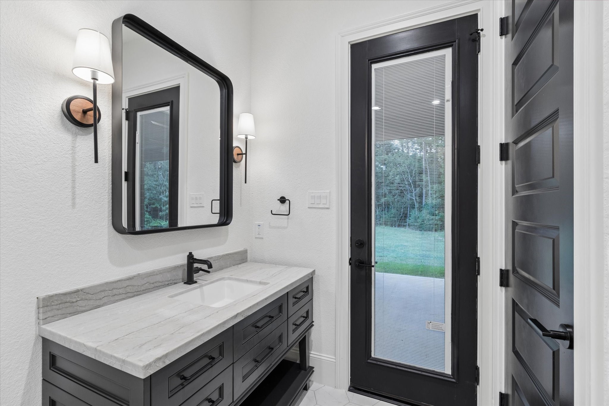 19314 Chateau Ridge Court Property Photo 21