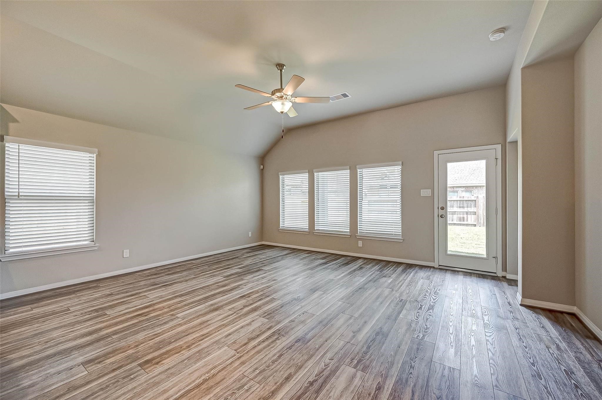 24014 Barnett Overlook Property Photo 10