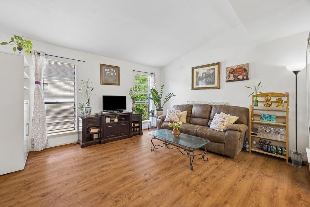 6602 Harbor Town Drive 506 Property Photo 6