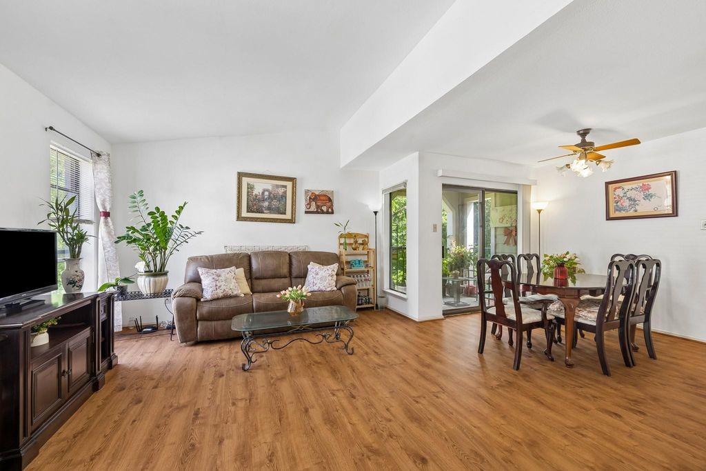 6602 Harbor Town Drive 506 Property Photo 12
