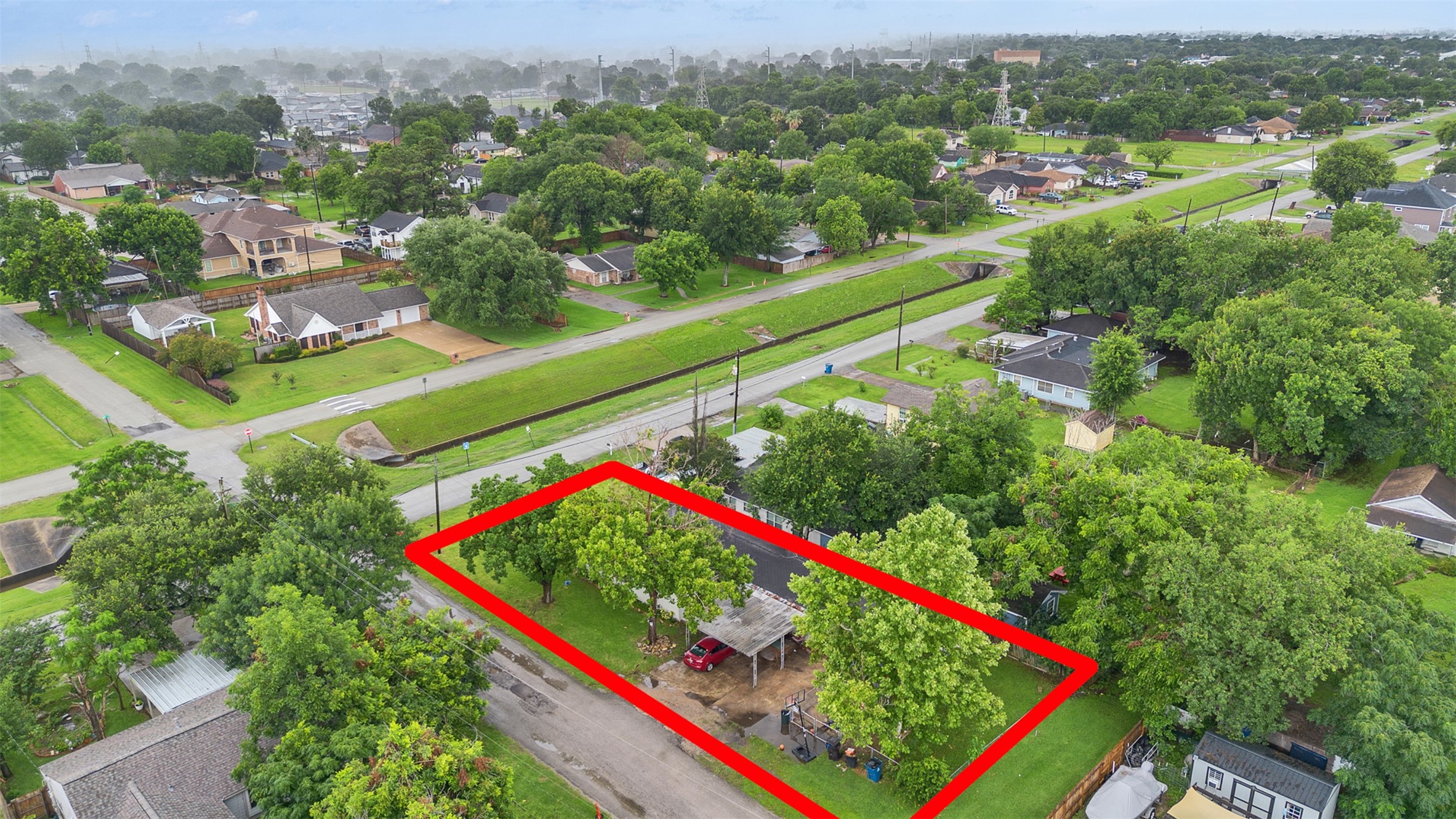 815 Avenue G Property Photo 4