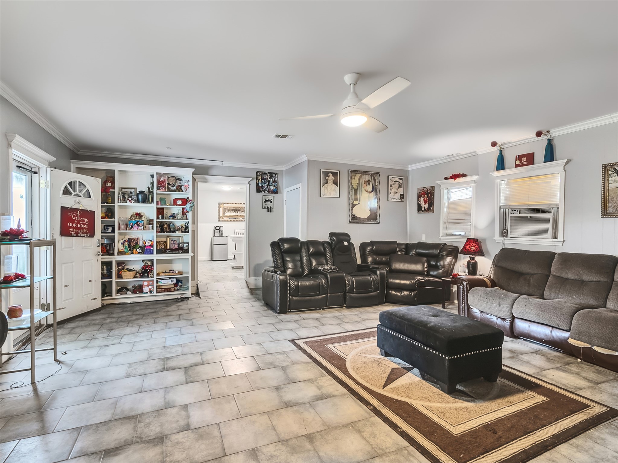 815 Avenue G Property Photo 8