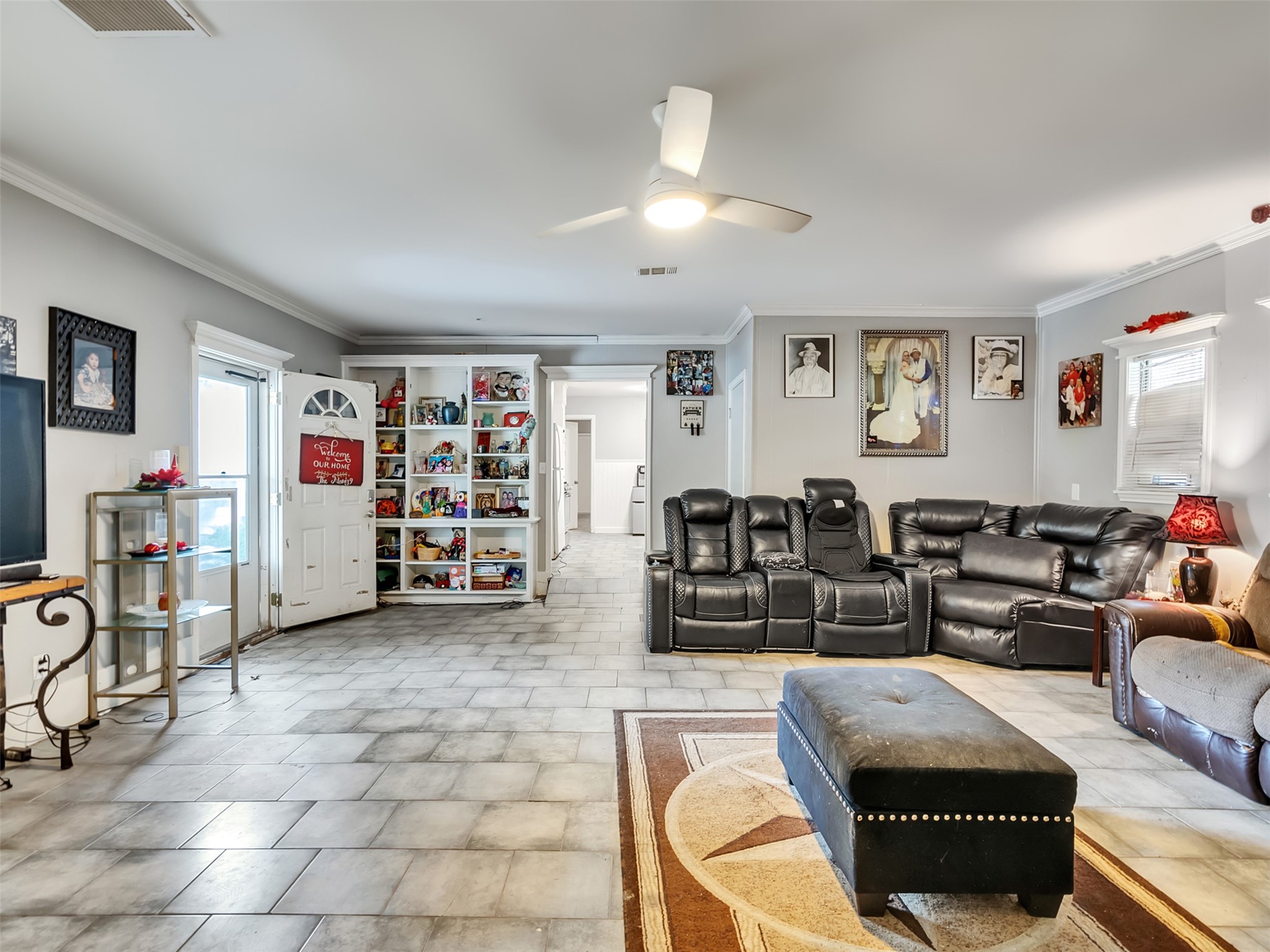 815 Avenue G Property Photo 9