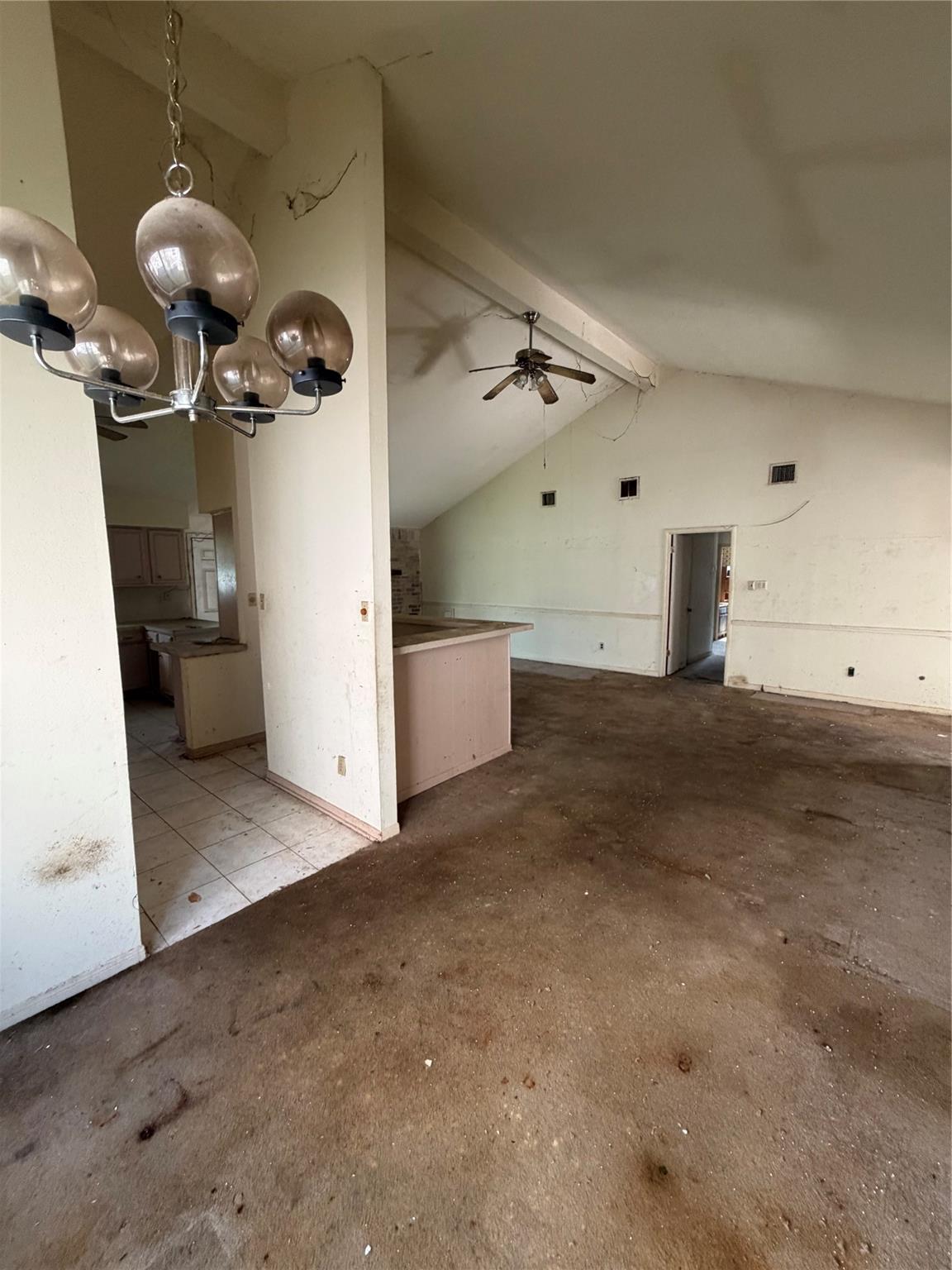 15155 Four Winds Drive, Houston Tx 77489 Property Photo 5