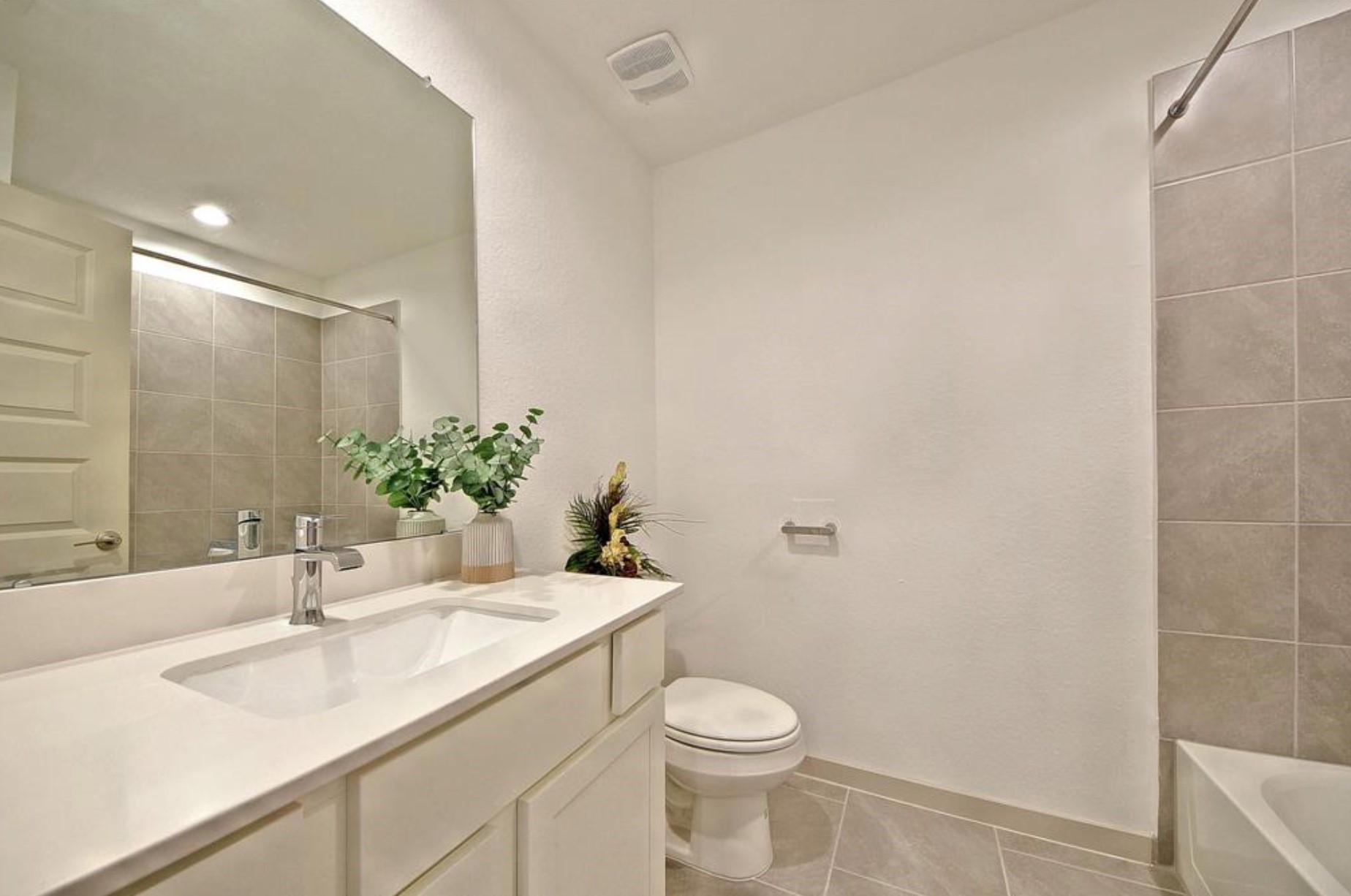 6902 Telford Hollow Trail Property Photo 7