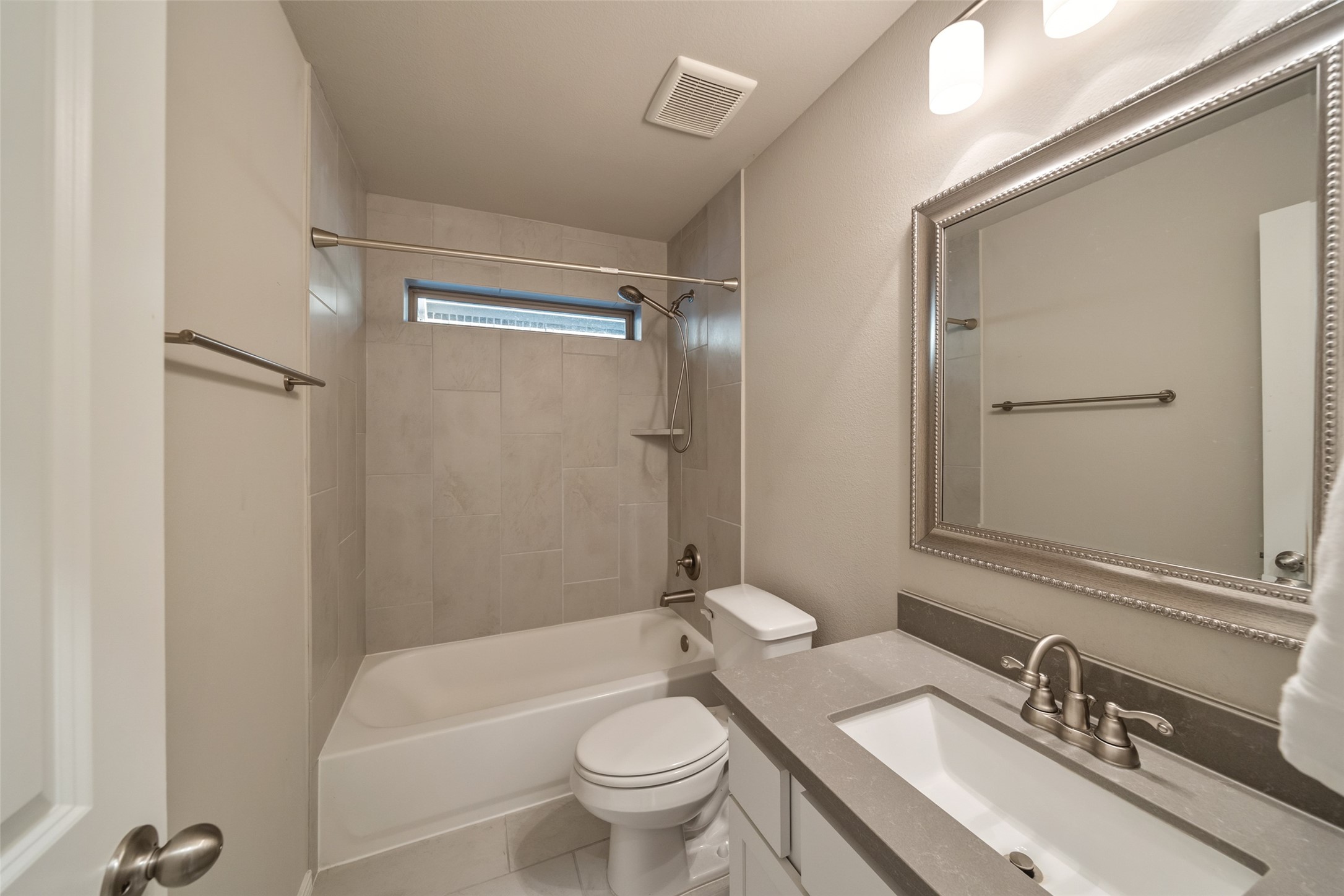 17435 Vino Vines Lane Property Photo 8