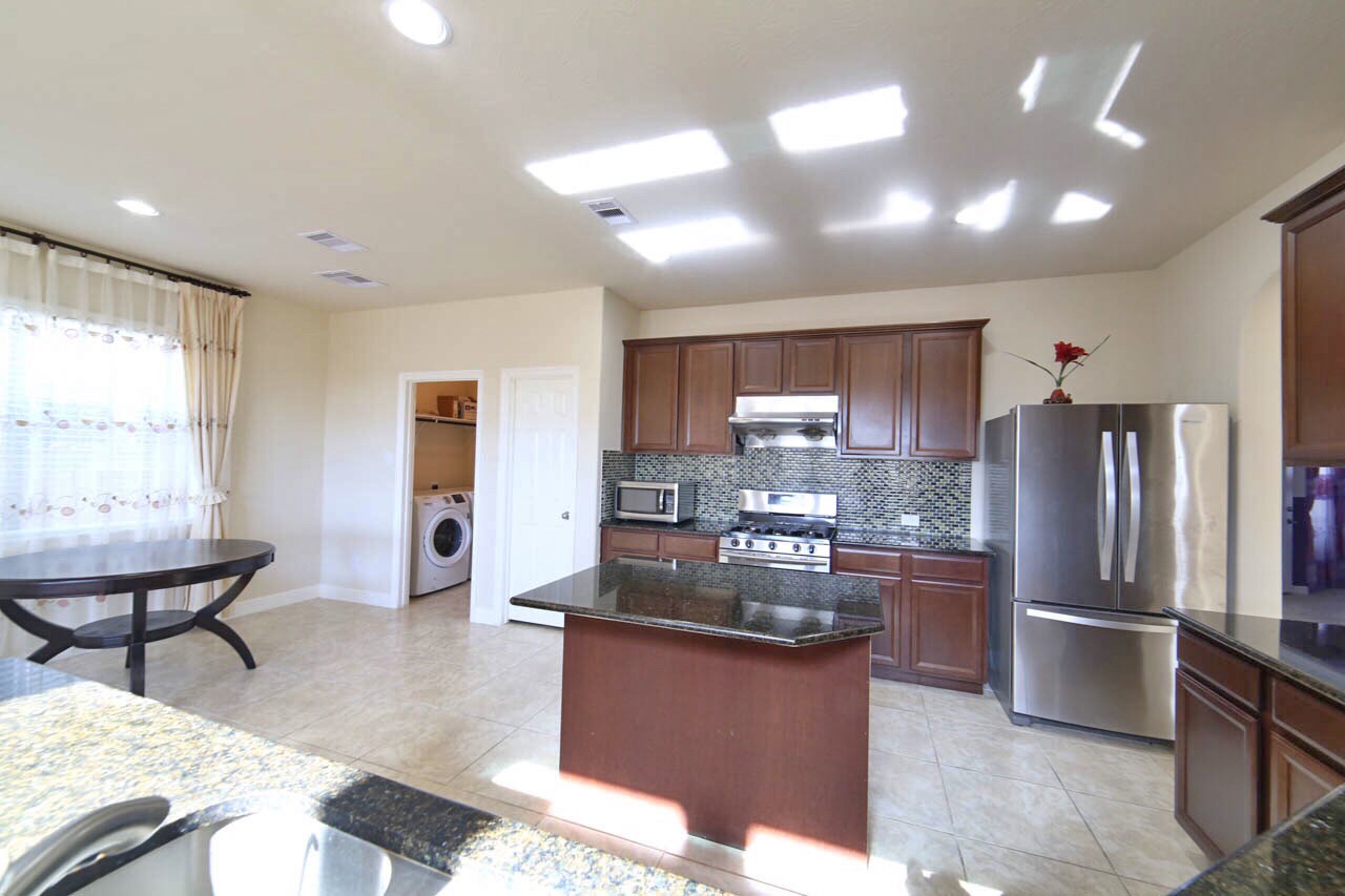 6307 Falling Briar Ln Property Photo 9