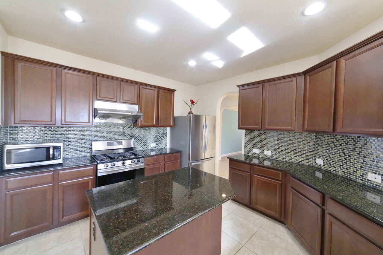 6307 Falling Briar Ln Property Photo 10