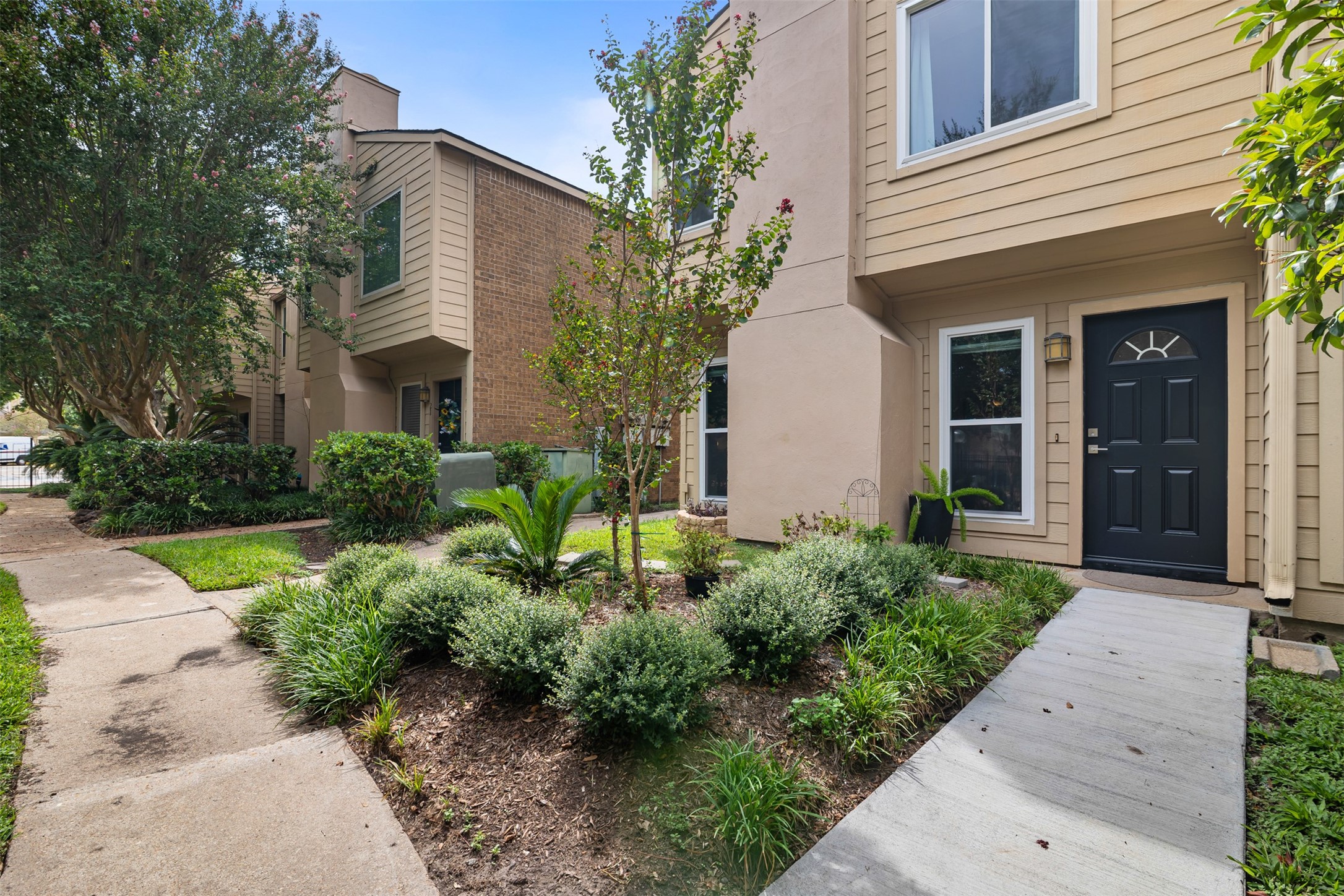 1500 Sandy Springs Road 22 Property Photo 3