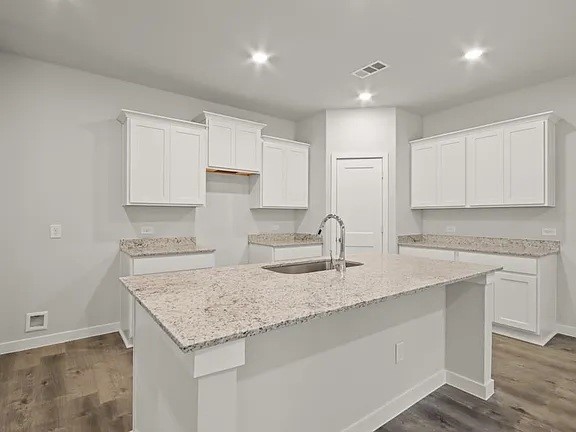 298 Brazen Forest Trl Property Photo 8
