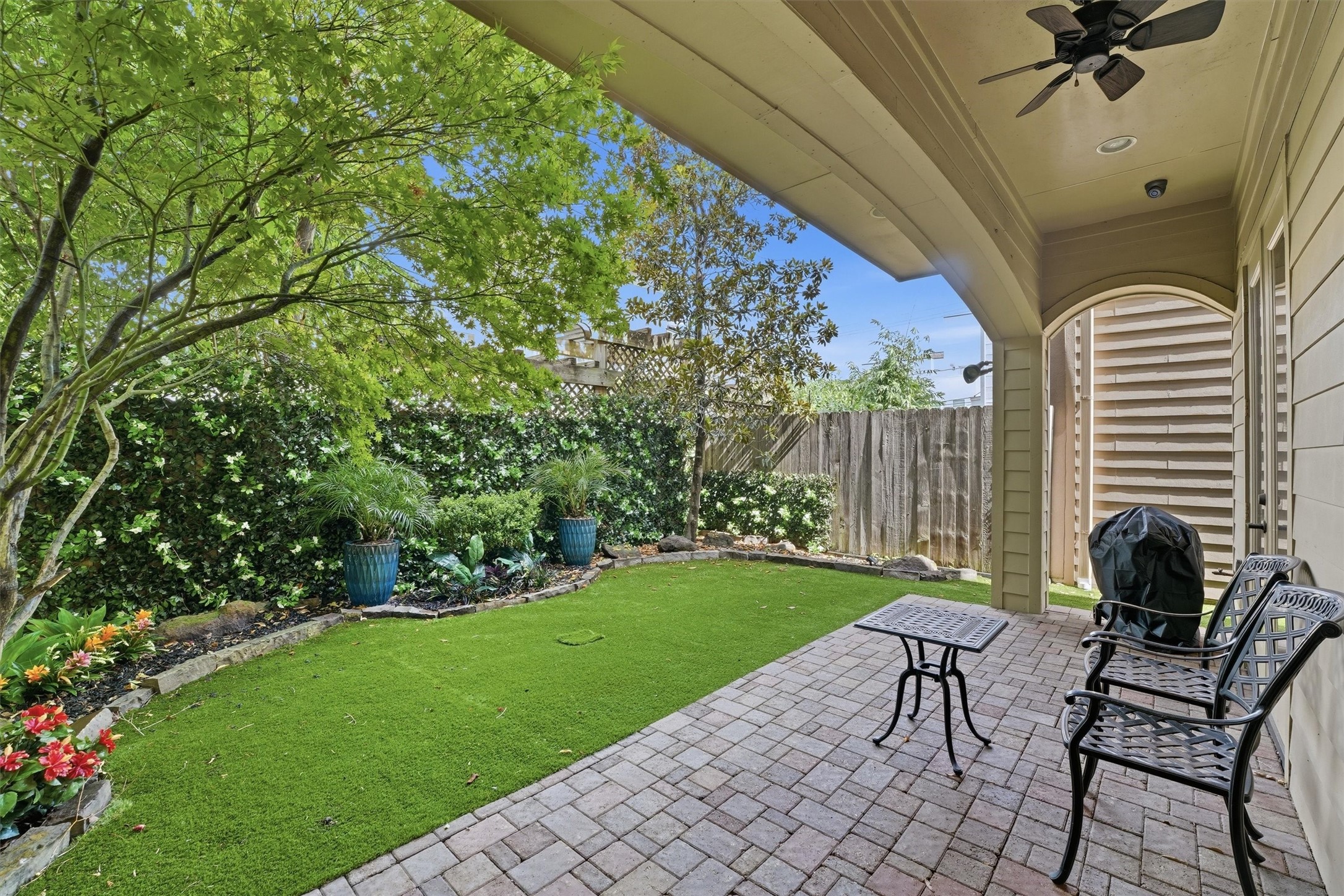 1217 Malone Street Property Photo 1
