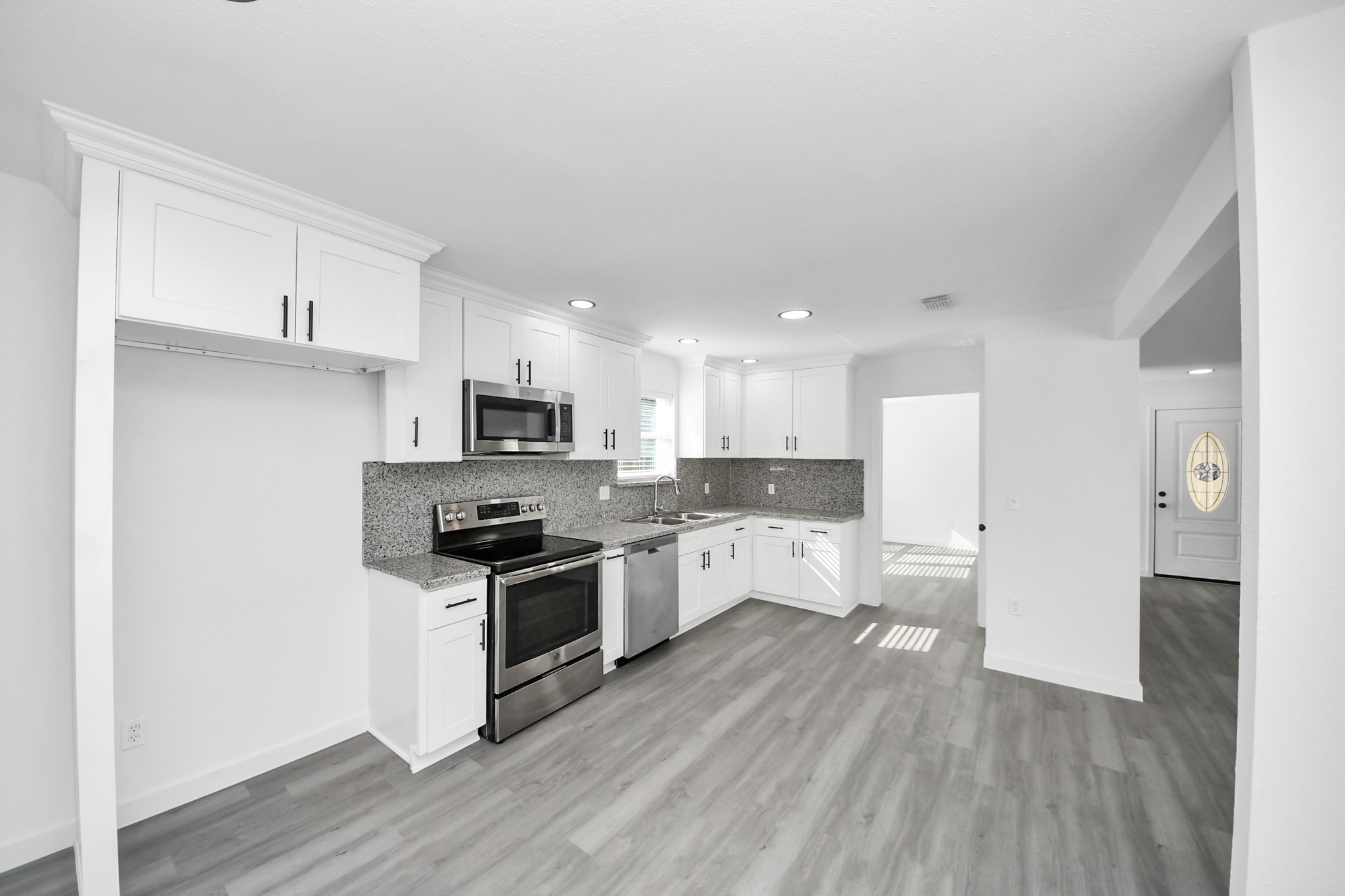 15002 Willow Branch Drive Property Photo 1