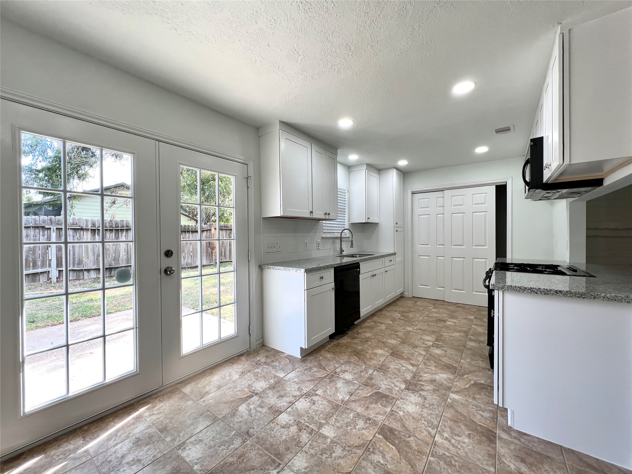 947 Grand Junction Drive Property Photo 1