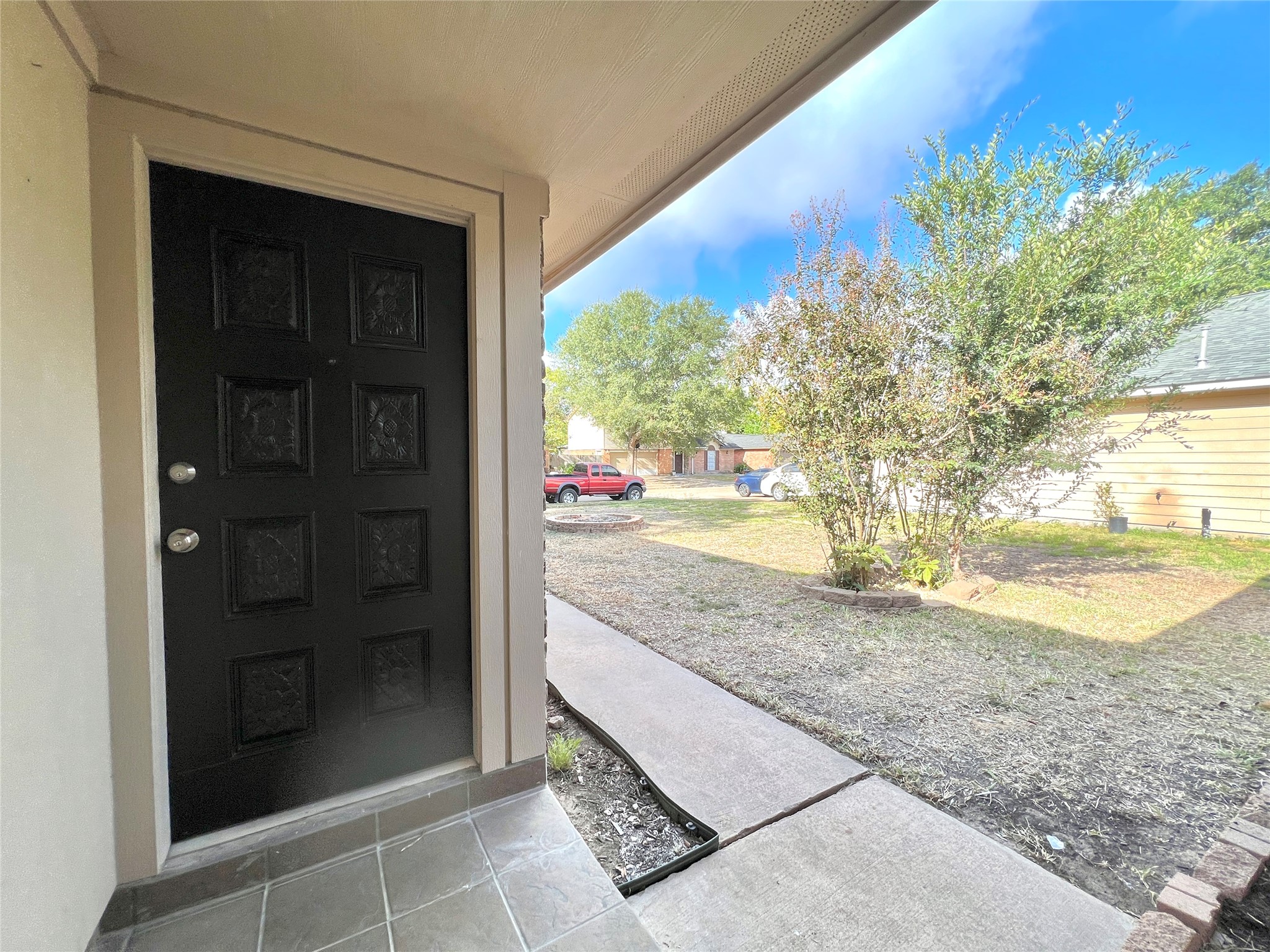 947 Grand Junction Drive Property Photo 4
