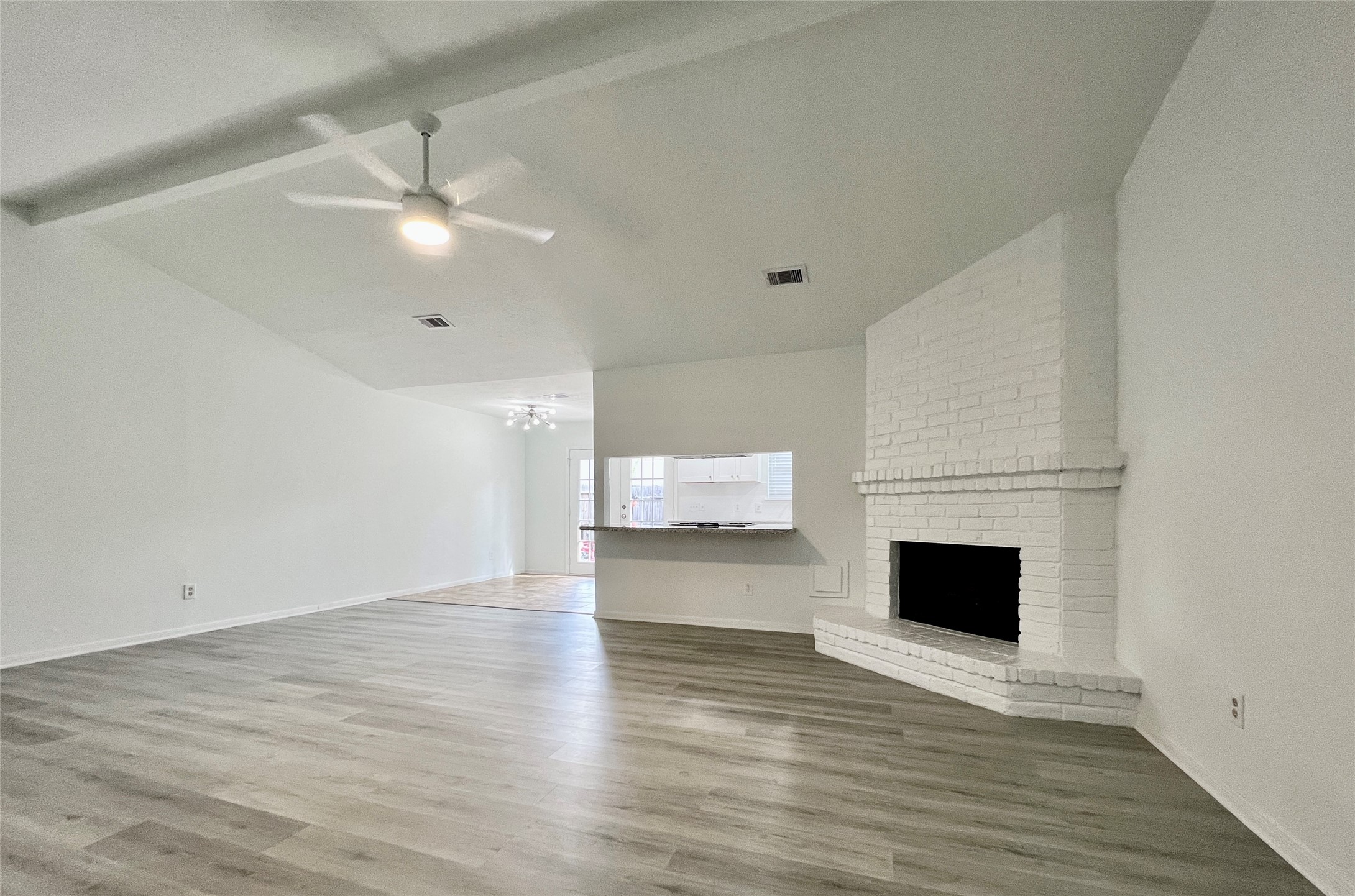 947 Grand Junction Drive Property Photo 8