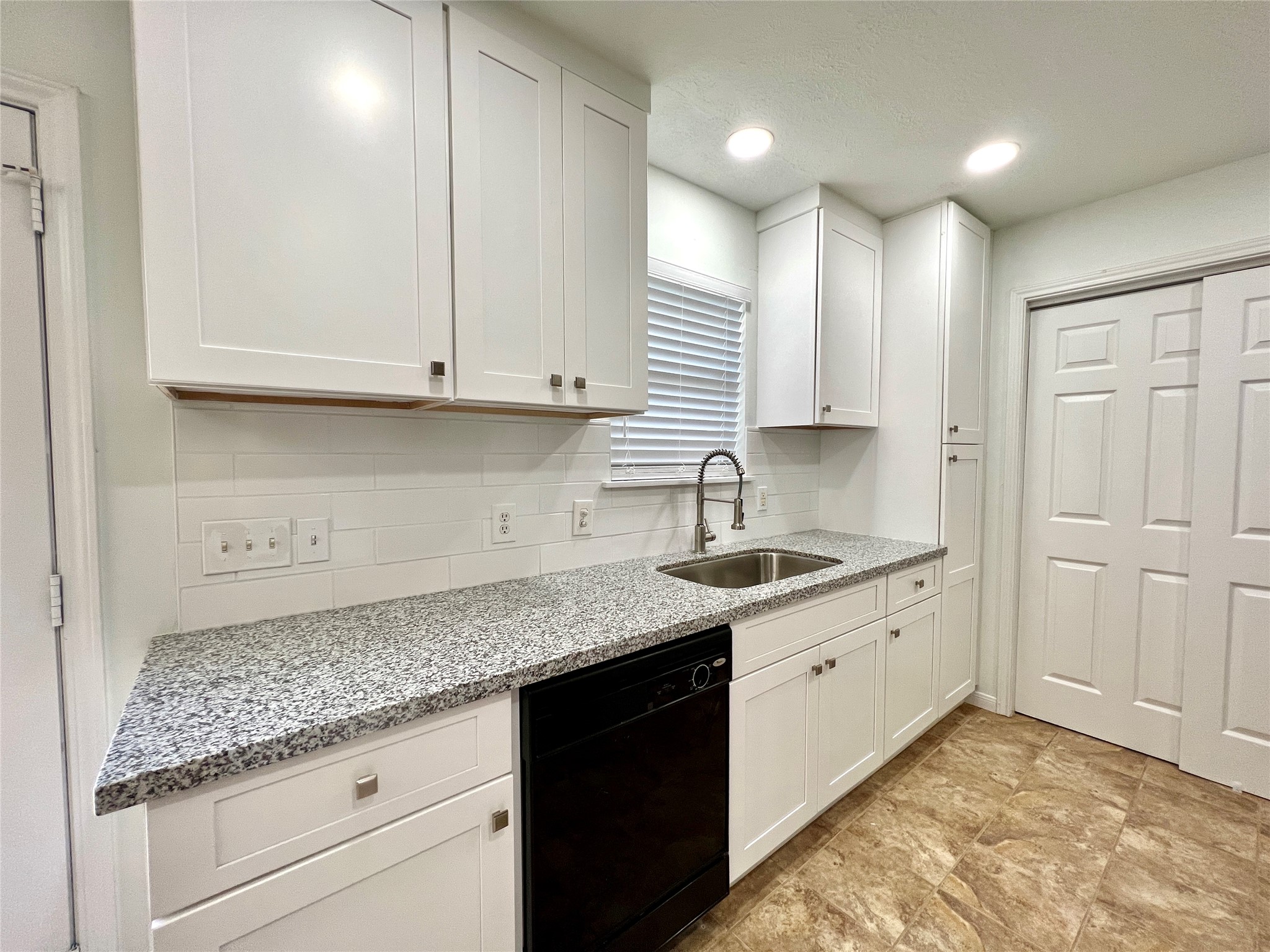 947 Grand Junction Drive Property Photo 11