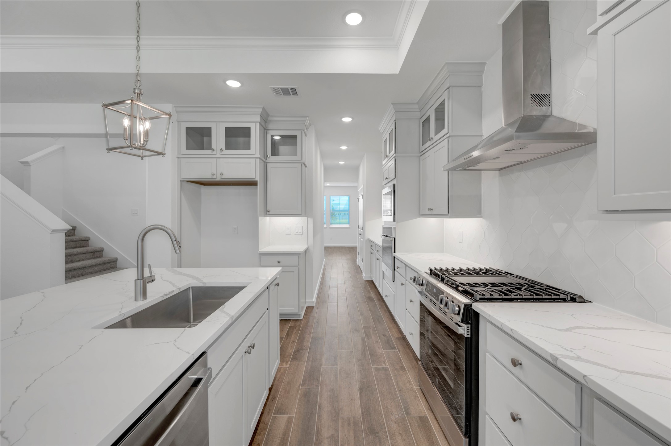 18602 Eastwood Ridge Court Property Photo 8