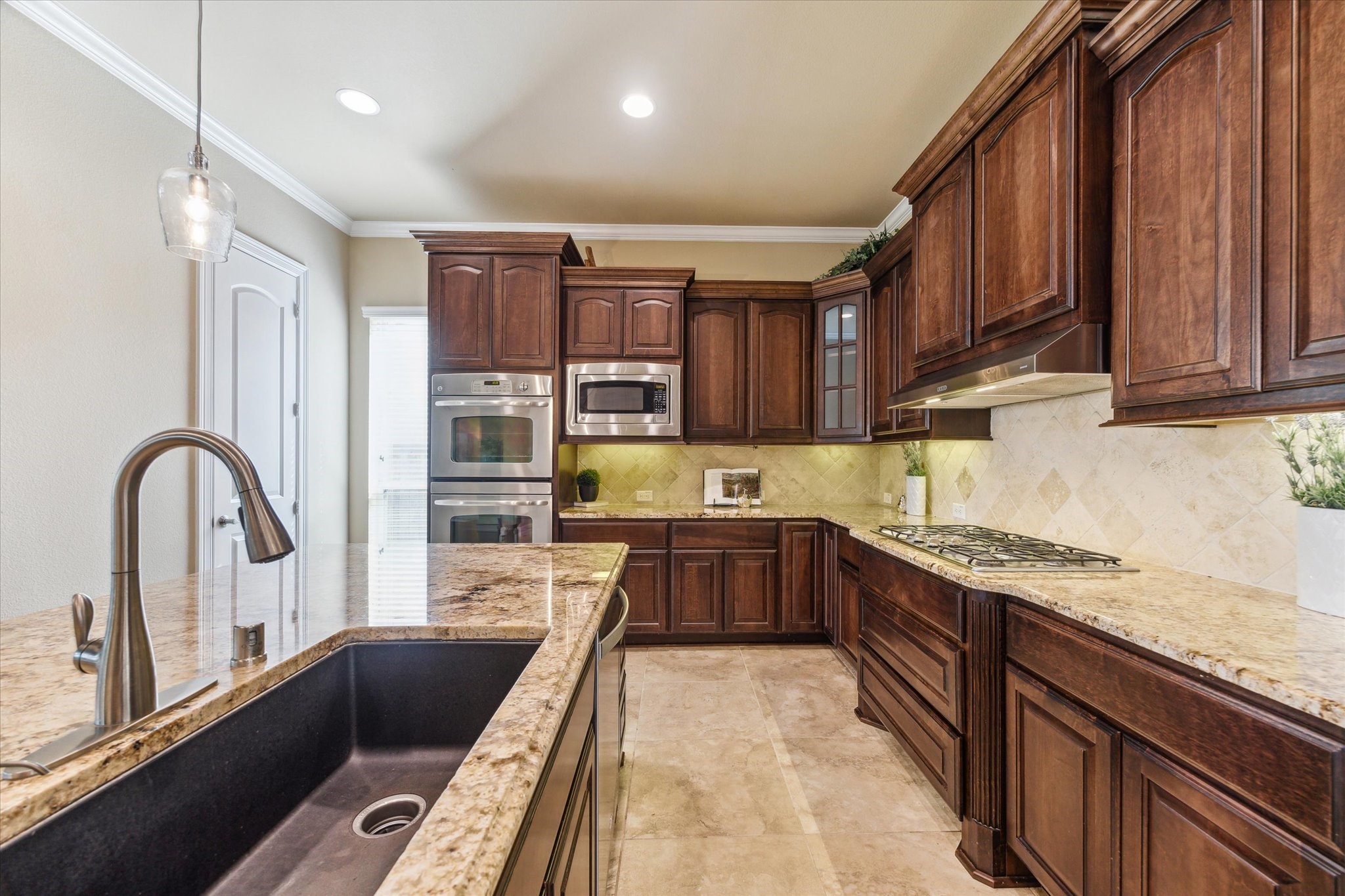 5618 Camden Springs Lane Property Photo 15