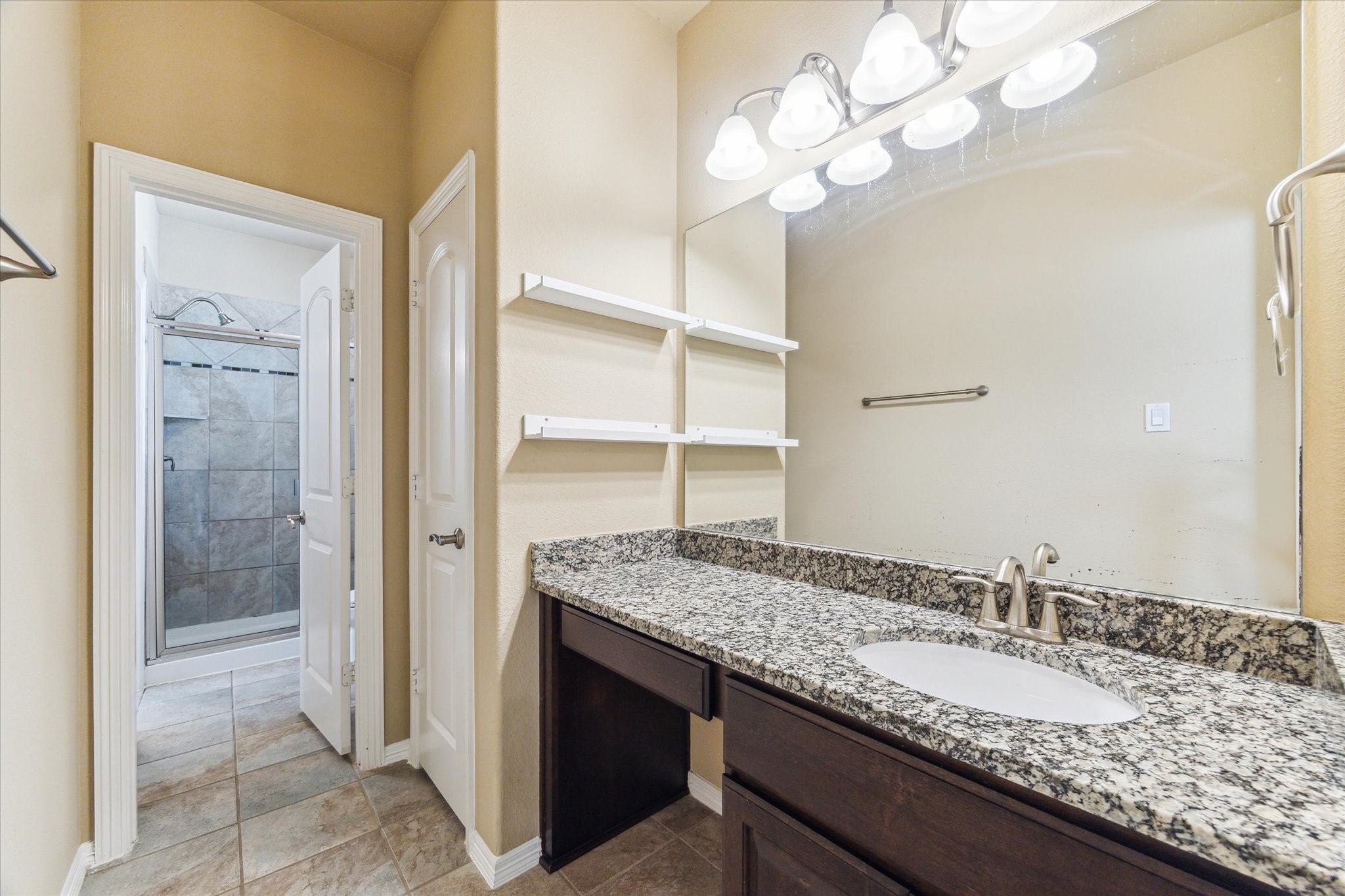 5618 Camden Springs Lane Property Photo 29