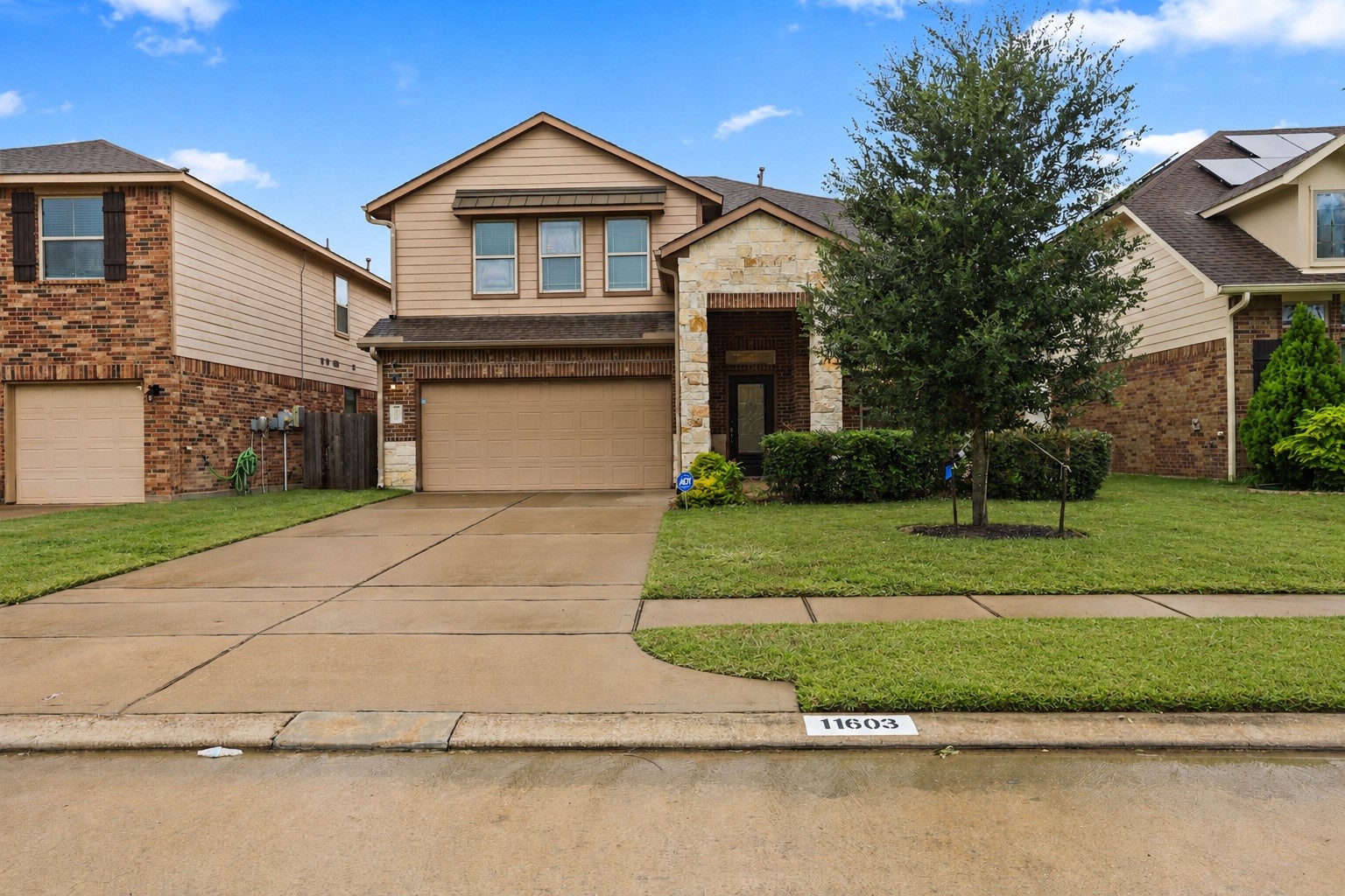 11603 Slick Rock Drive Property Photo 1