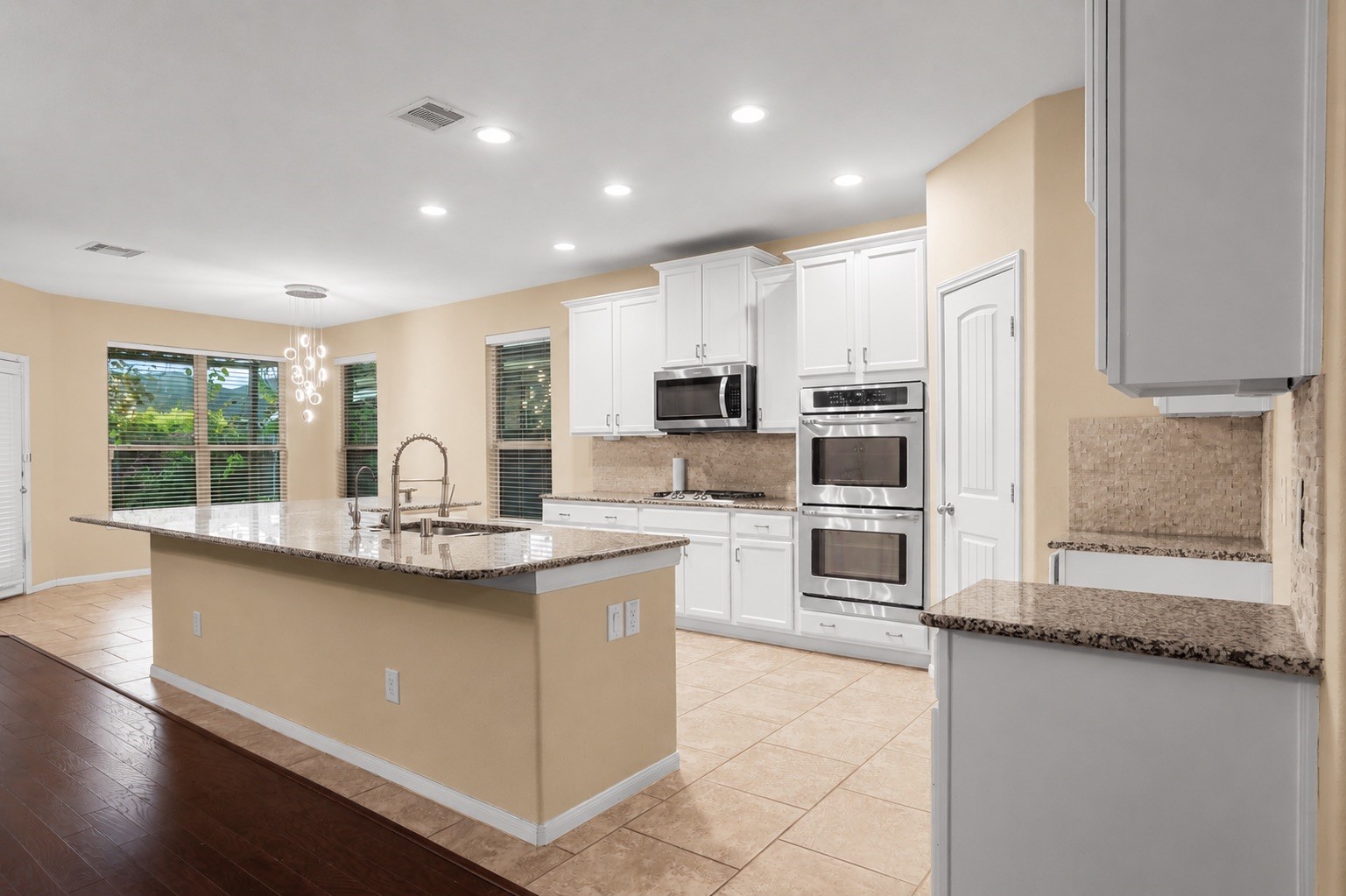 11603 Slick Rock Drive Property Photo 10
