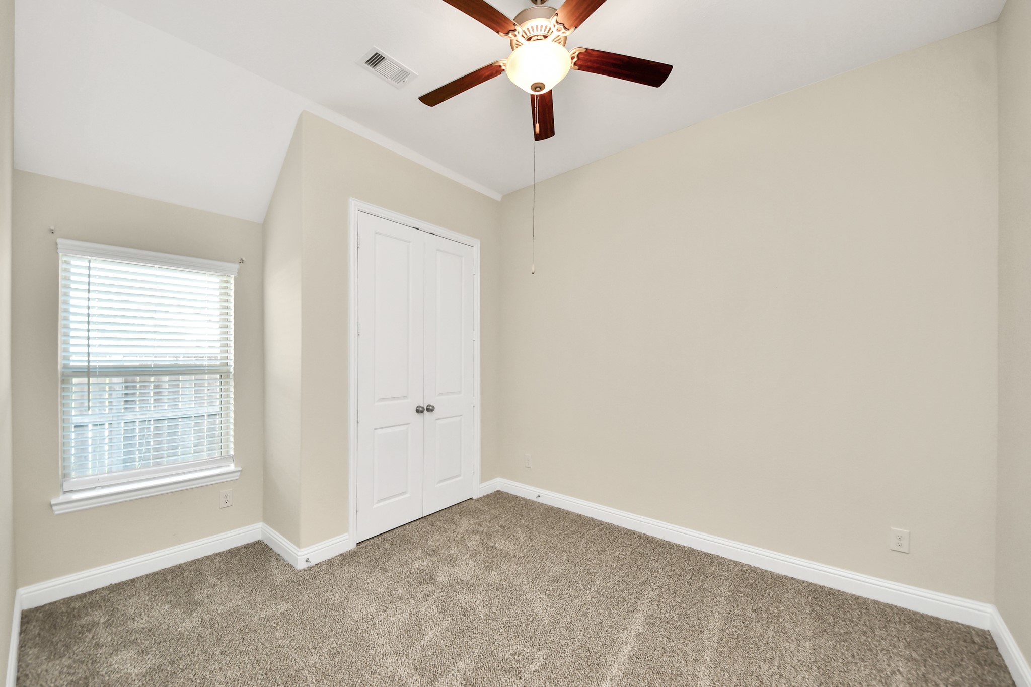 15330 Lancaster Falls Drive Property Photo 34