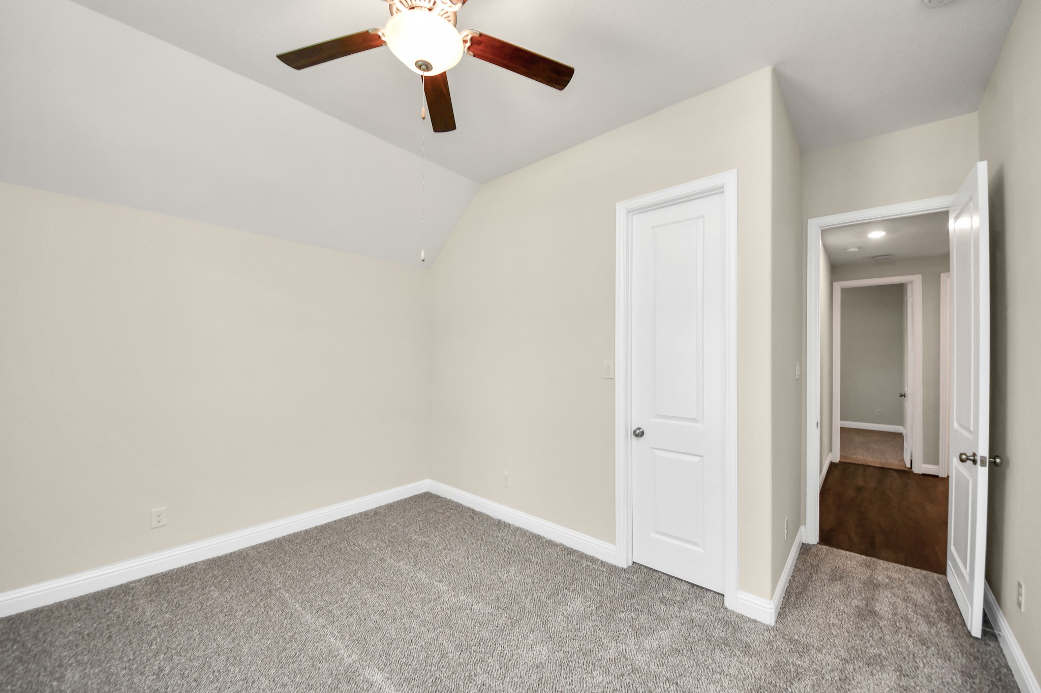 15330 Lancaster Falls Drive Property Photo 39