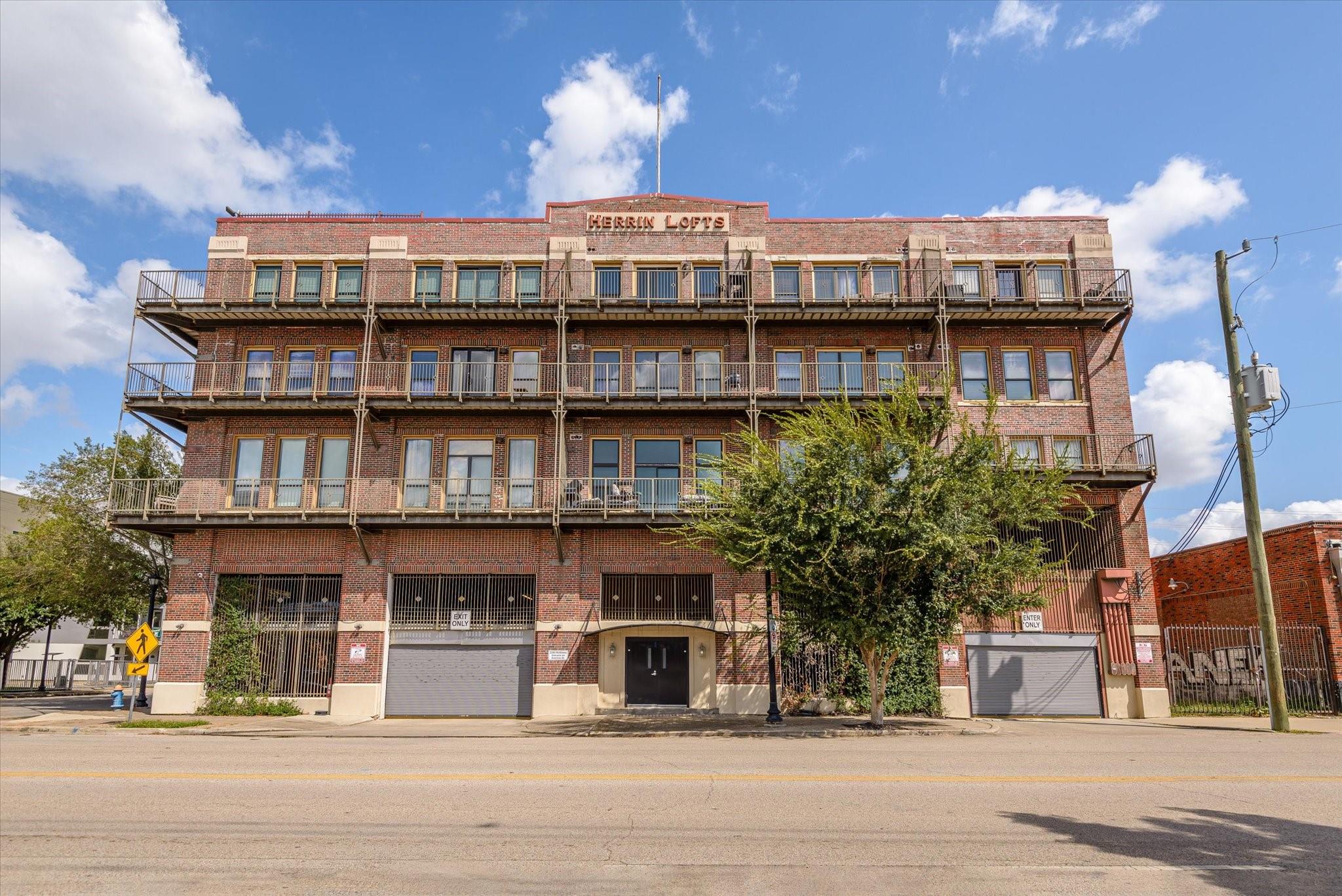 2205 Mckinney Street # 309, Houston Tx 77003 Property Photo 1