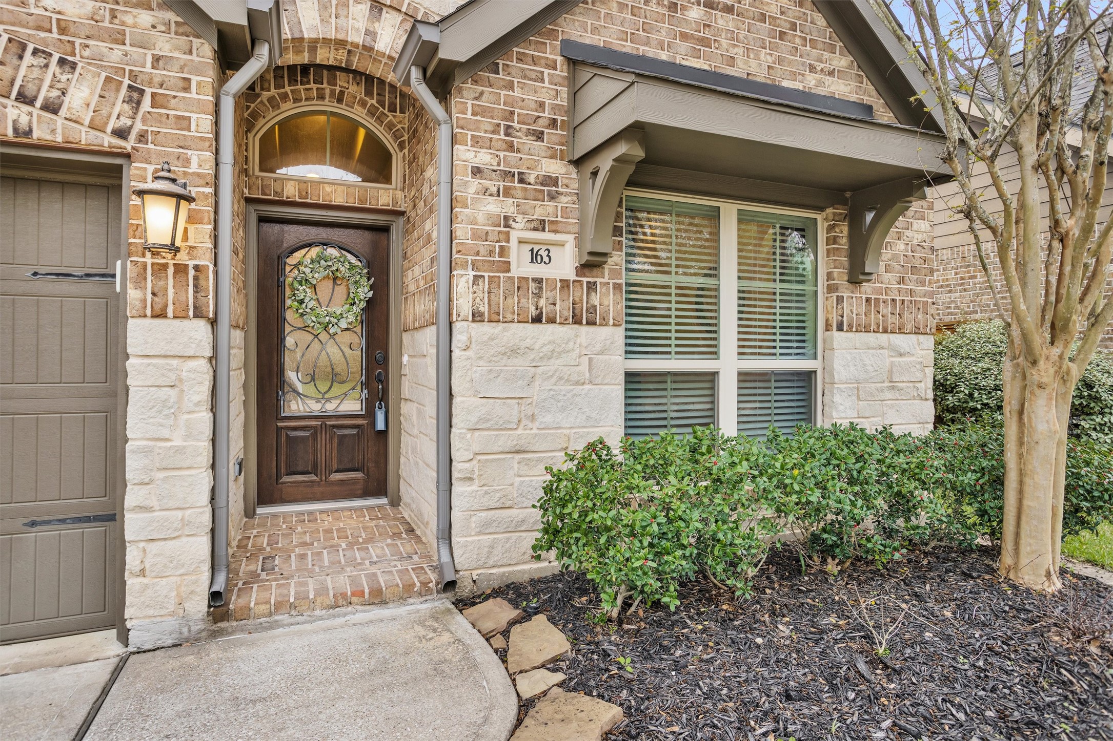 163 Greatwood Glen Drive Property Photo 8