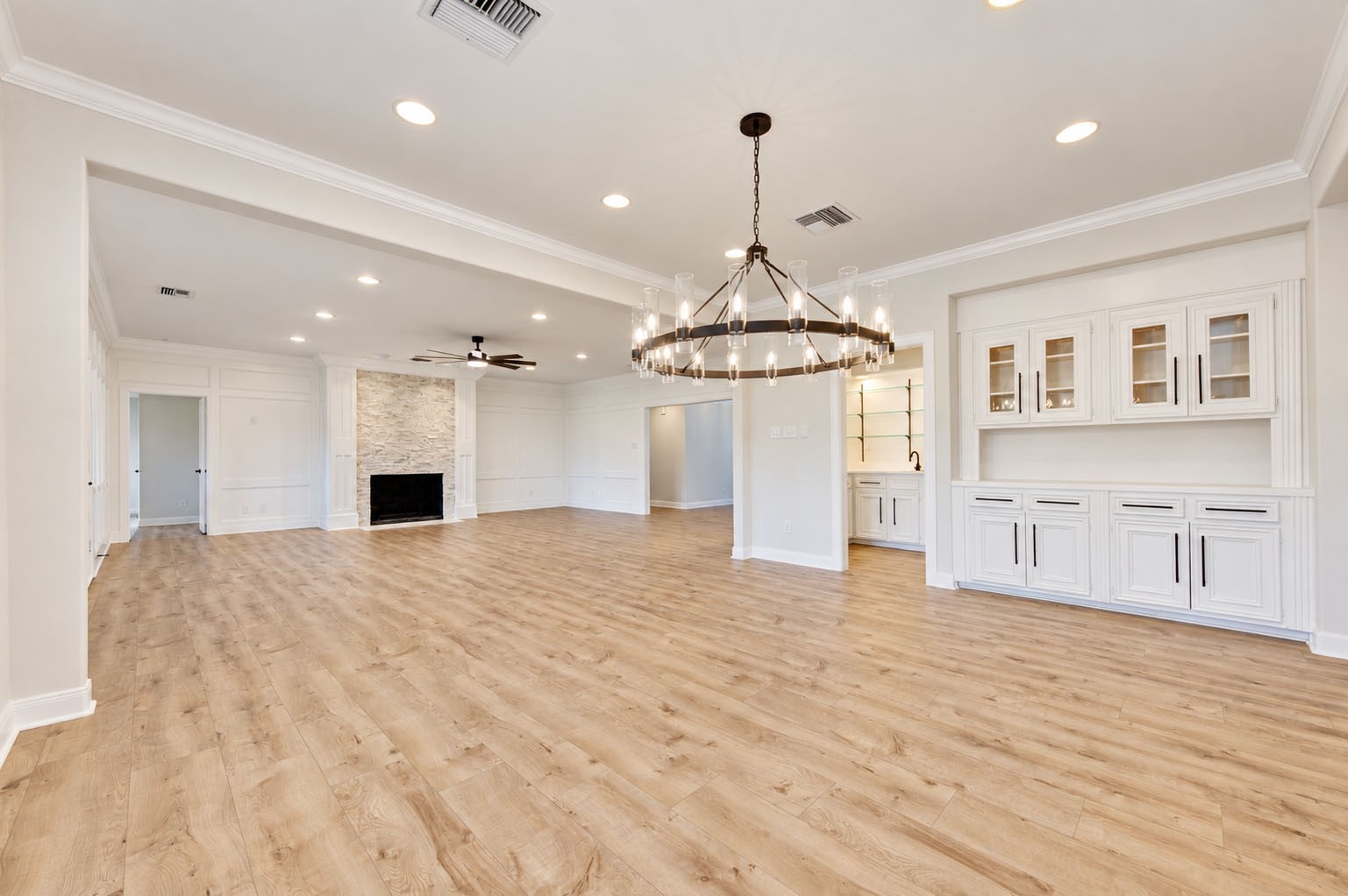13222 Mission Valley Drive Property Photo 13