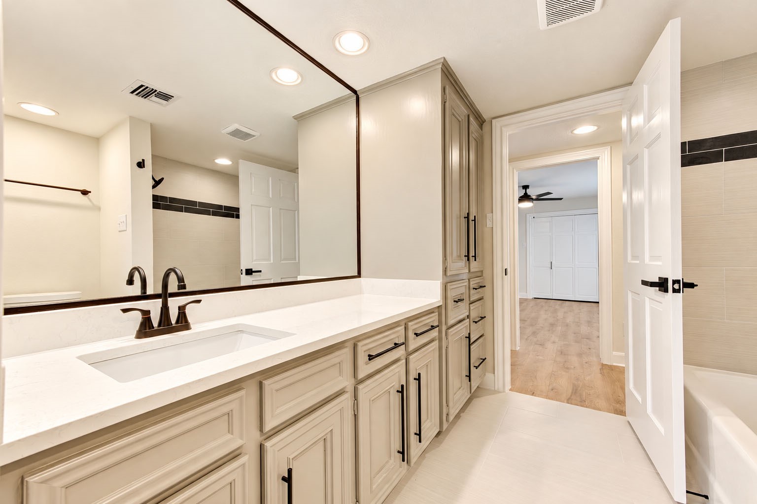 13222 Mission Valley Drive Property Photo 38