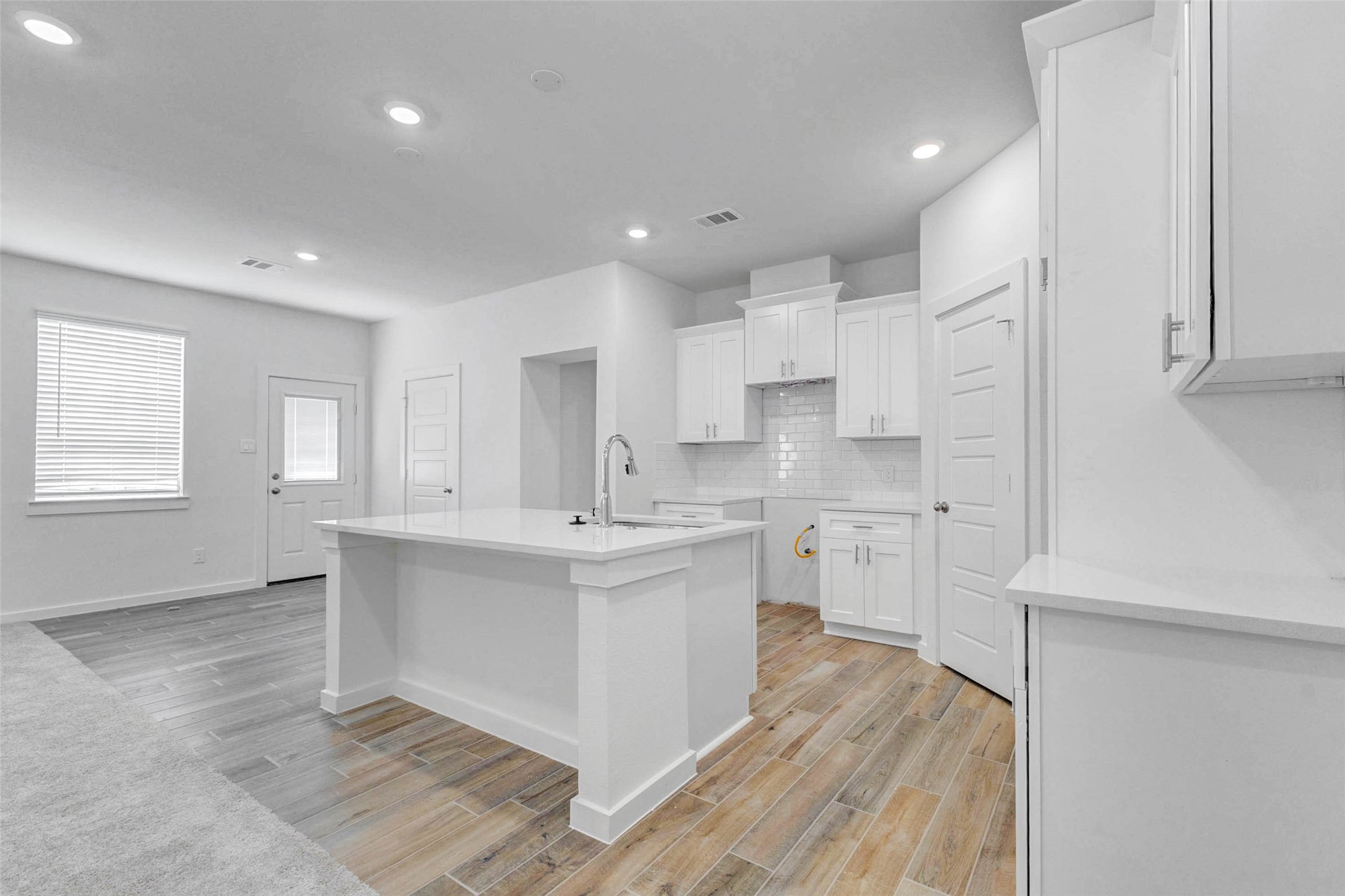 6471 Escondido Drive Property Photo 15