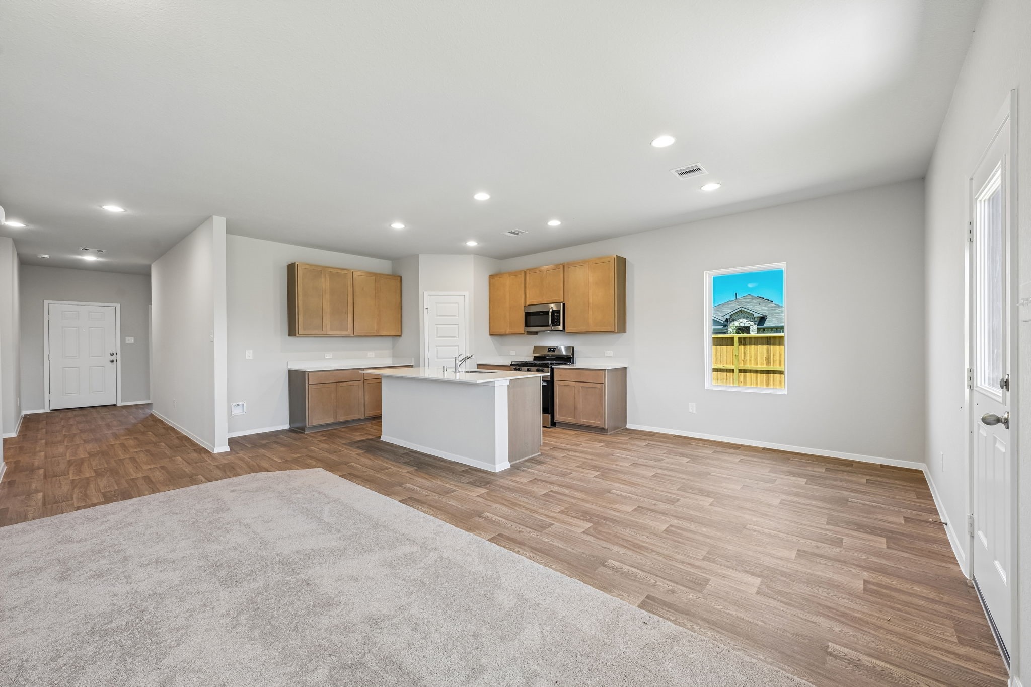 21544 Holbrook Drive Property Photo 15