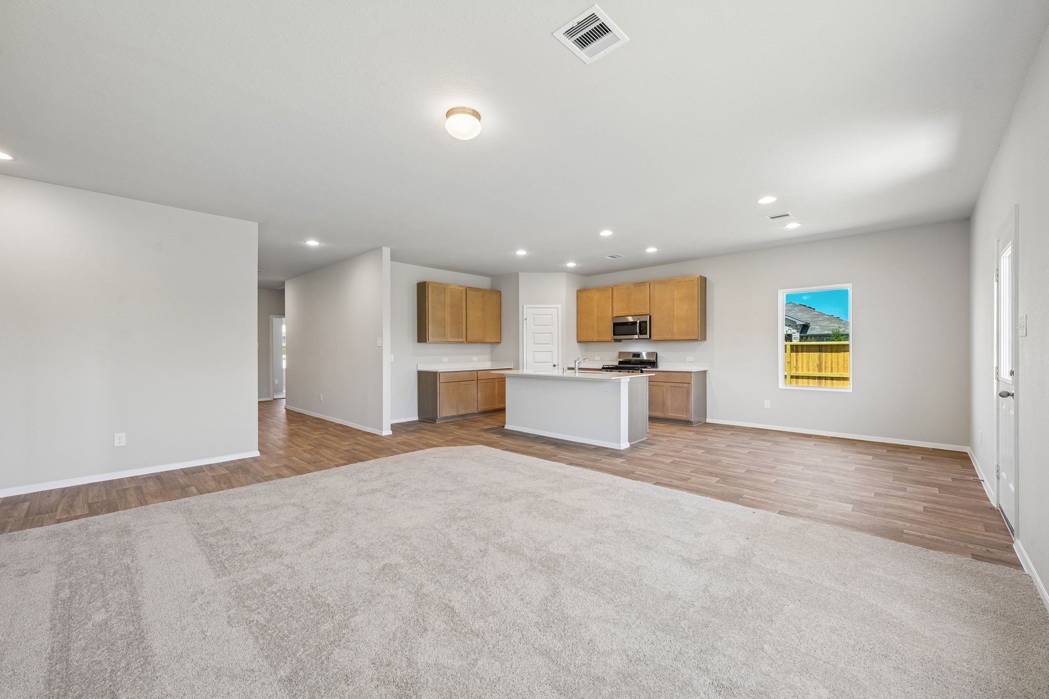 21544 Holbrook Drive Property Photo 17