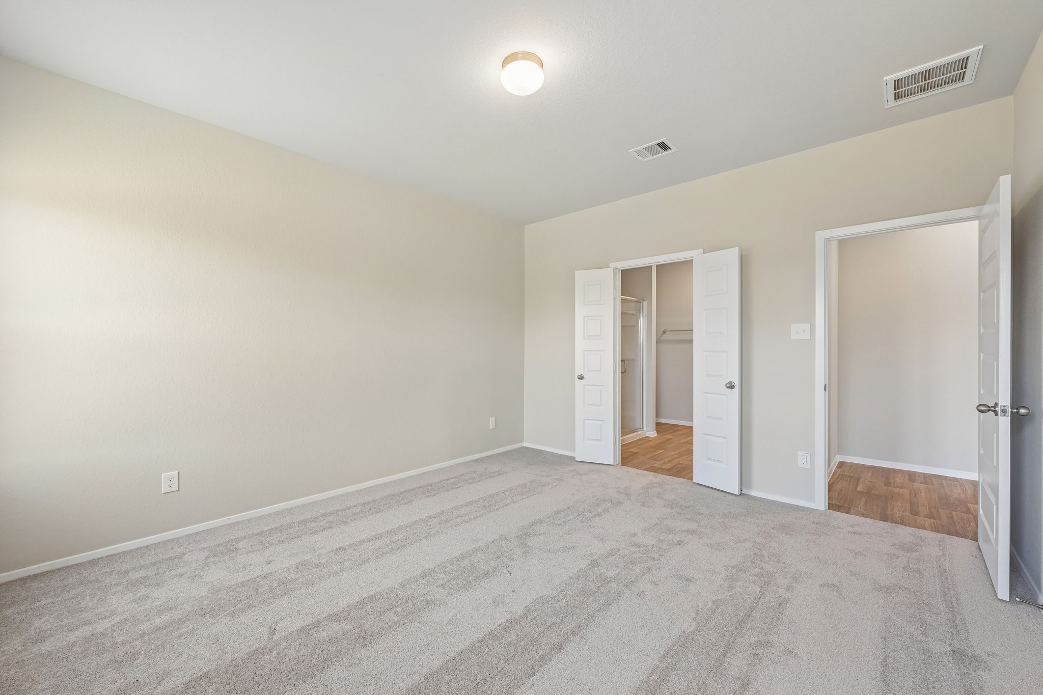 21544 Holbrook Drive Property Photo 21