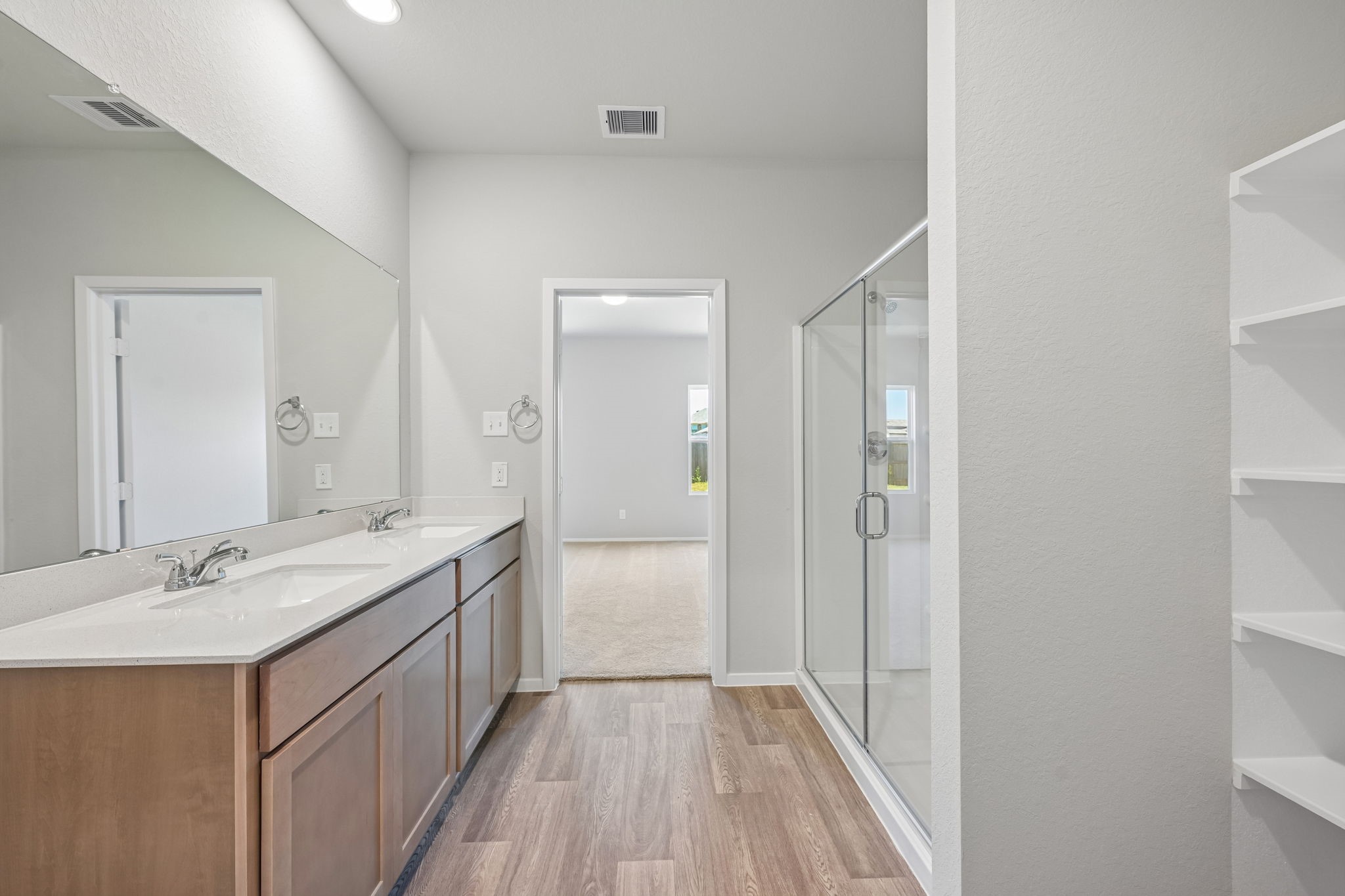 21544 Holbrook Drive Property Photo 23
