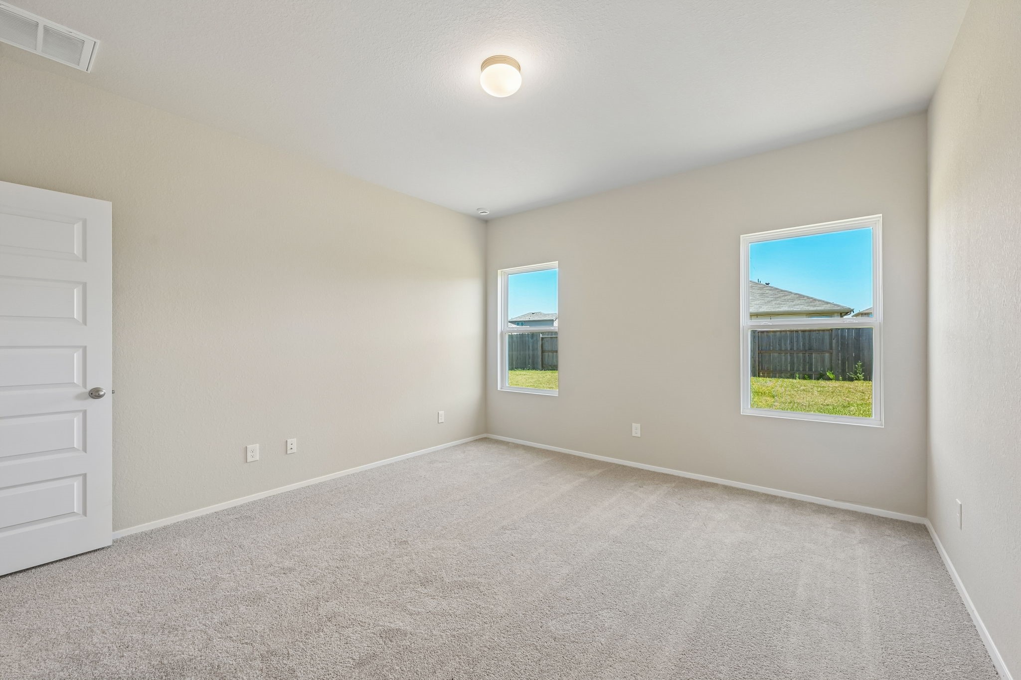 21544 Holbrook Drive Property Photo 25