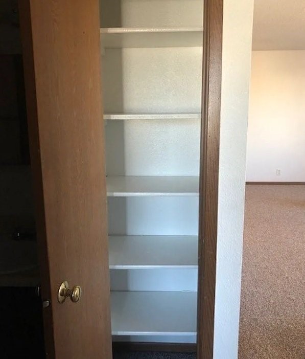 1216 S G Avenue Property Photo 11